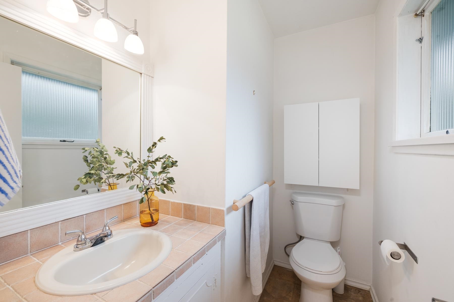 Listing image of 1008 CALEDONIA AVENUE