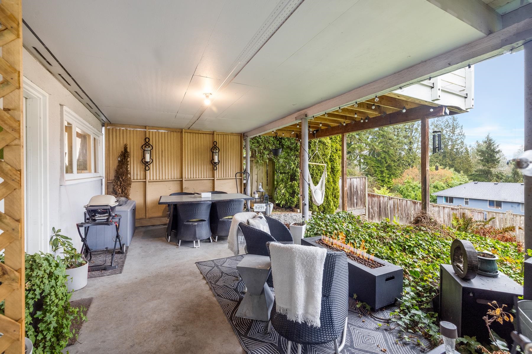 Listing image of 1008 CALEDONIA AVENUE