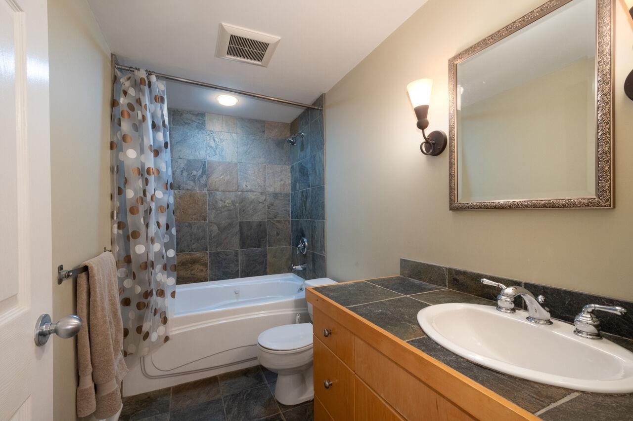 Listing image of 1461 27TH STREET