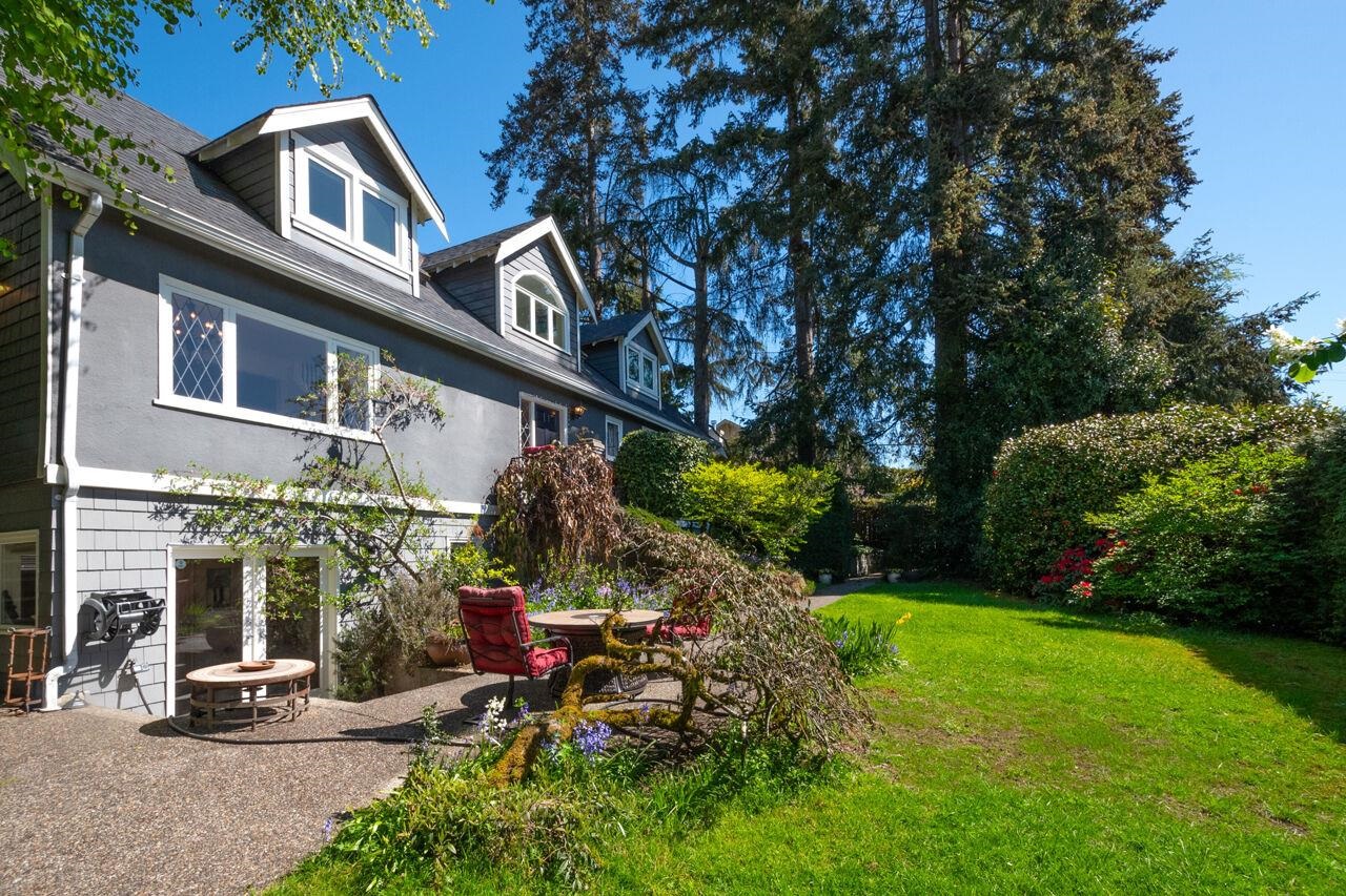 Listing image of 1461 27TH STREET