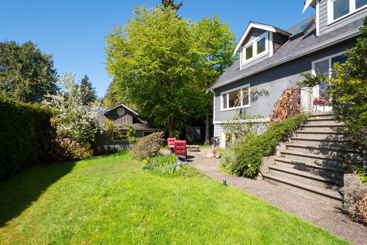 Listing image of 1461 27TH STREET