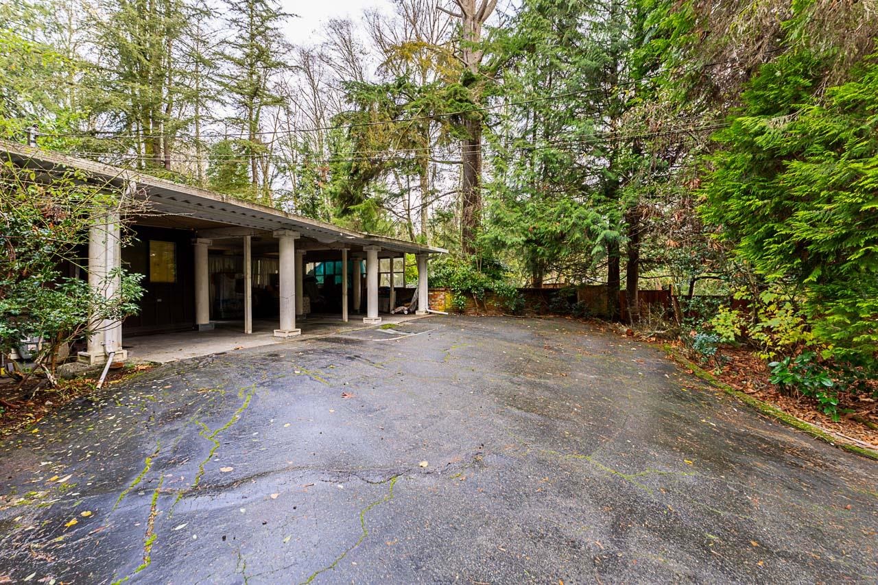 Listing image of 835 WILDWOOD PLACE