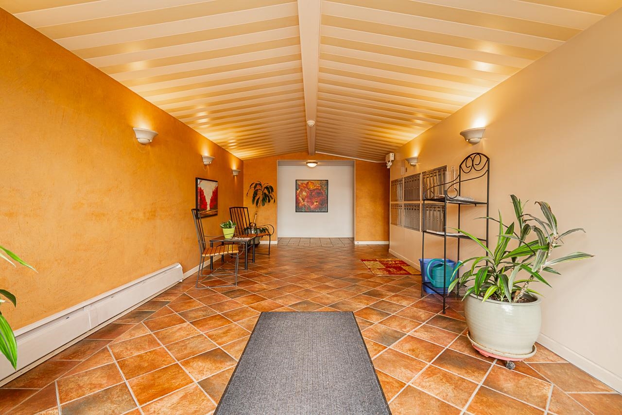 Listing image of 108 307 W 2ND STREET