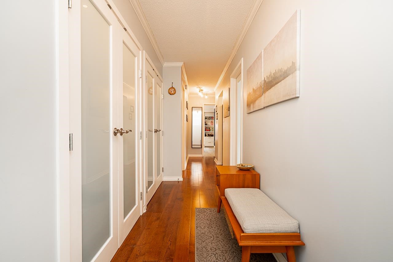 Listing image of 108 307 W 2ND STREET