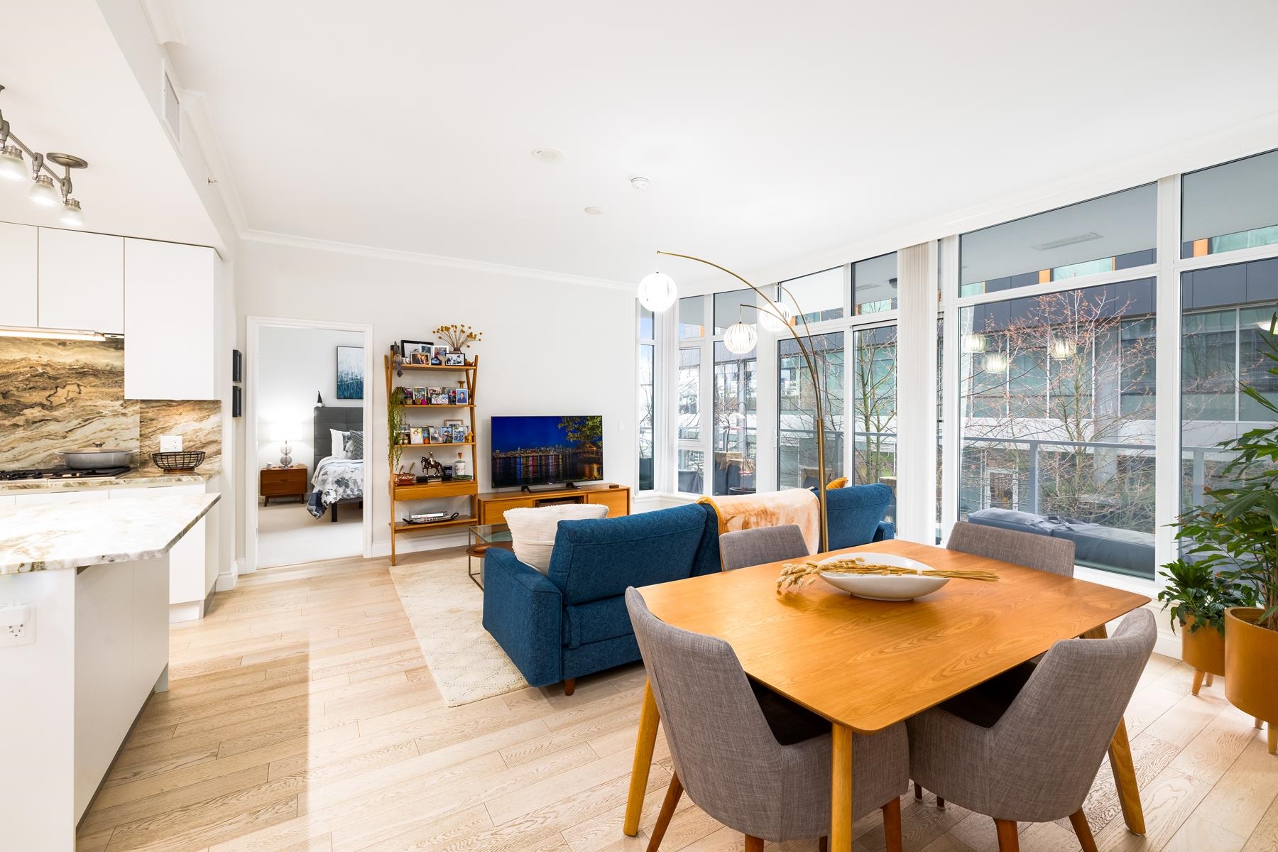 Listing image of 207 175 VICTORY SHIP WAY