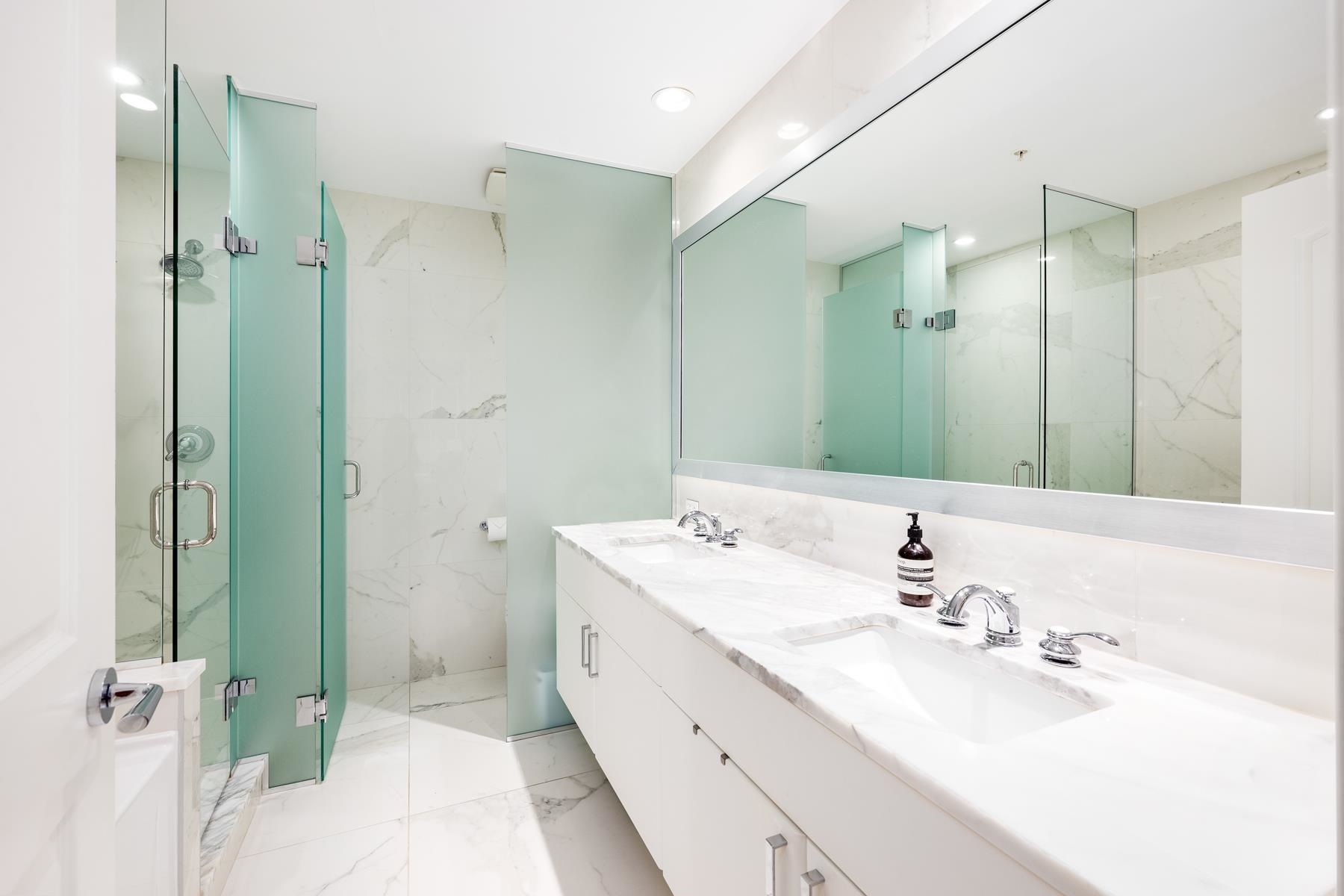 Listing image of 207 175 VICTORY SHIP WAY