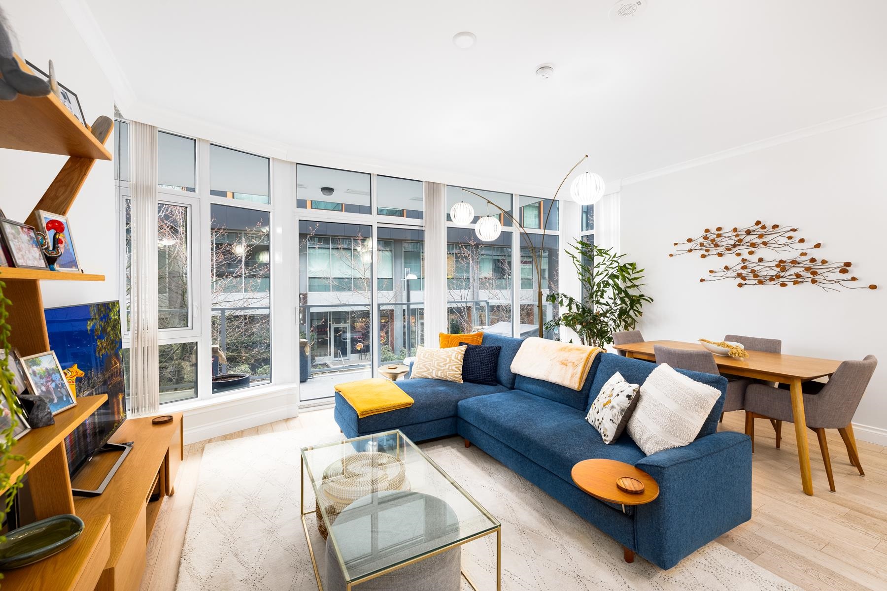 Listing image of 207 175 VICTORY SHIP WAY