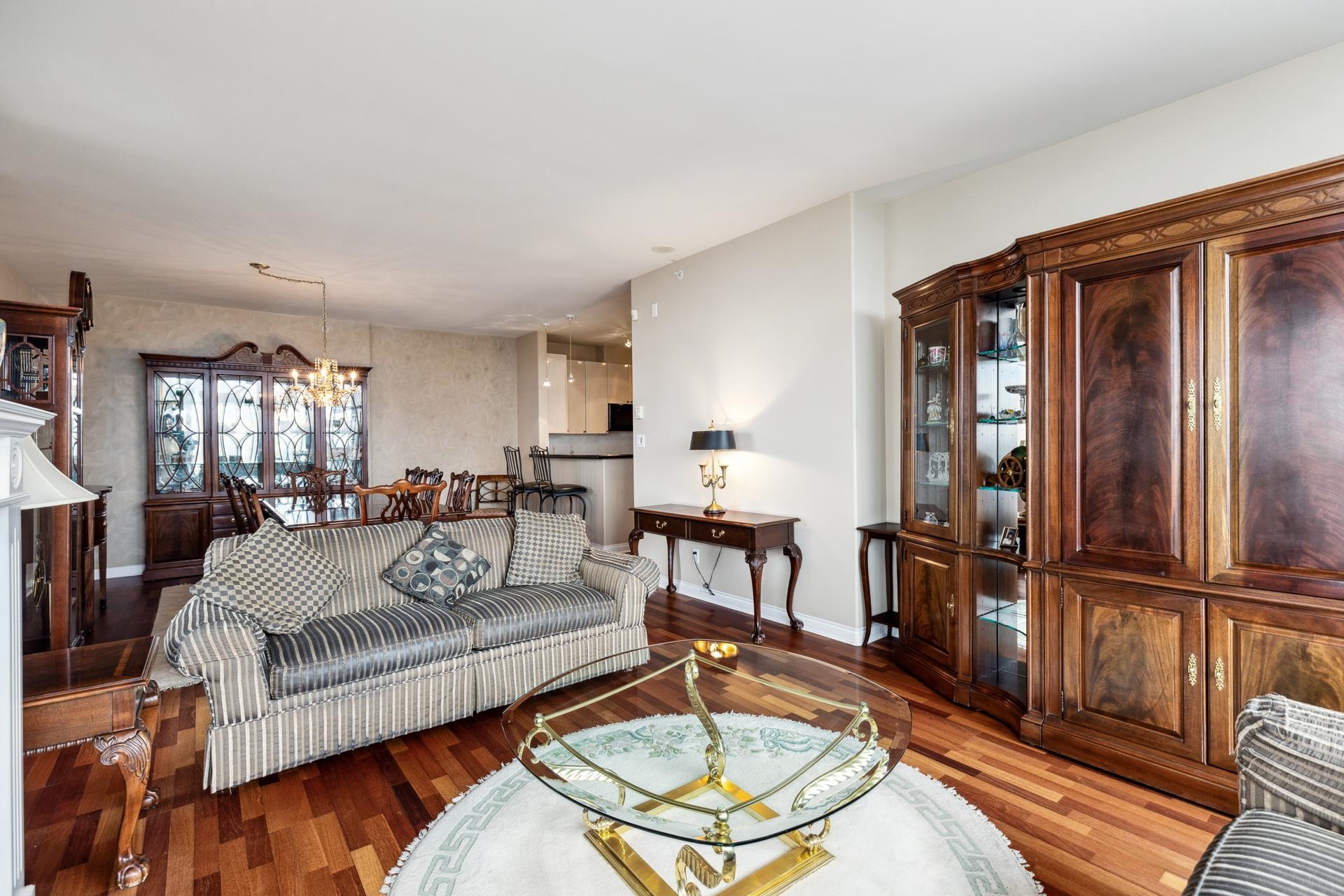 Listing image of 1603 160 E 13TH STREET