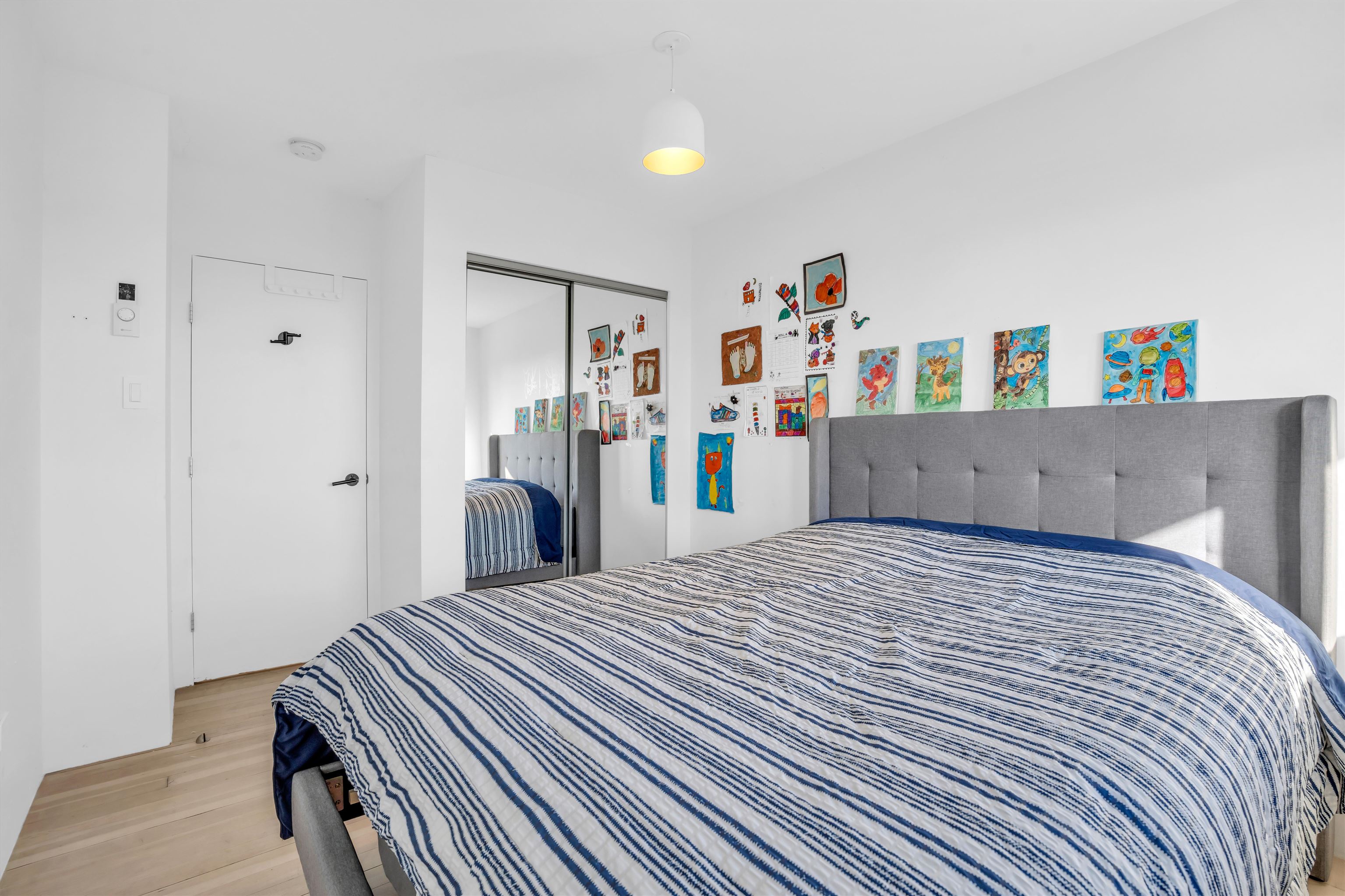 Listing image of 2234 PALMERSTON AVENUE