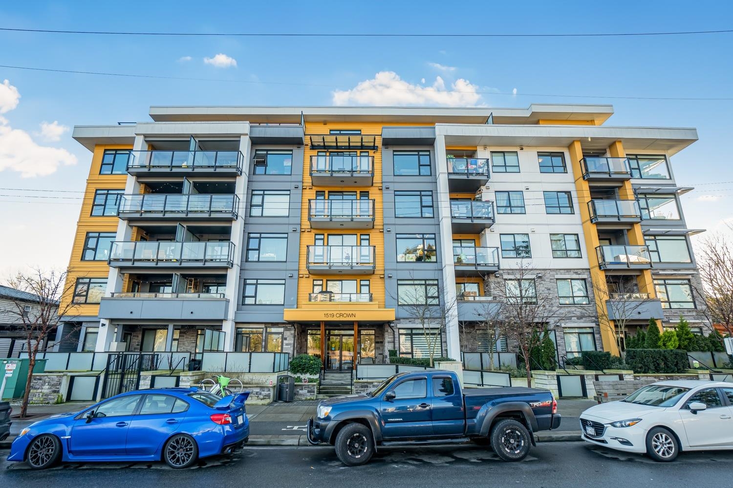 Listing image of 409 1519 CROWN STREET