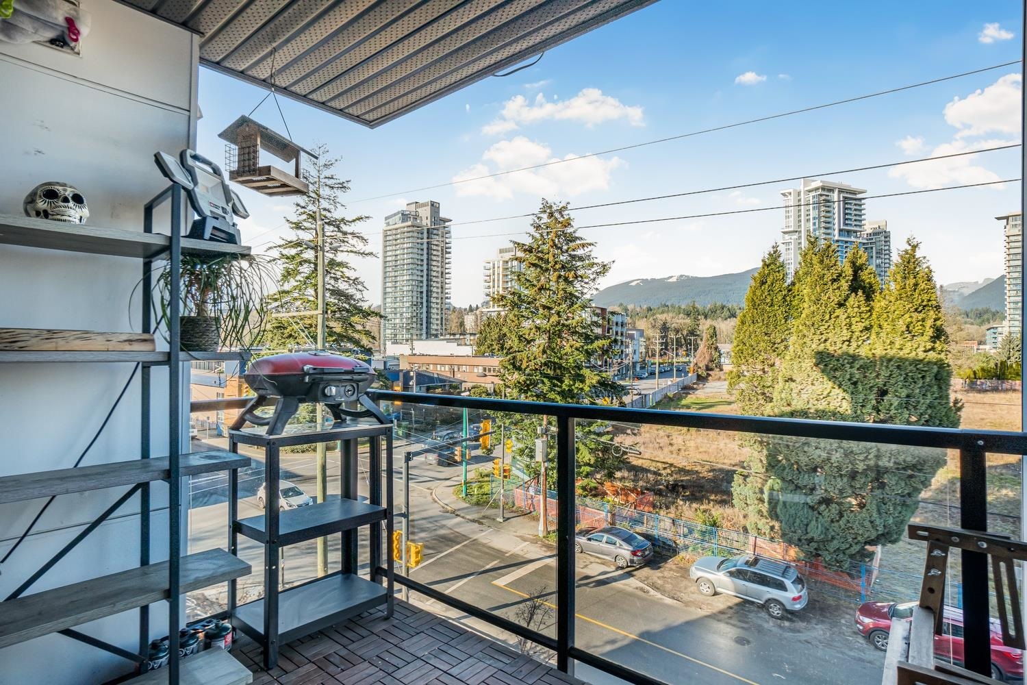 Listing image of 409 1519 CROWN STREET