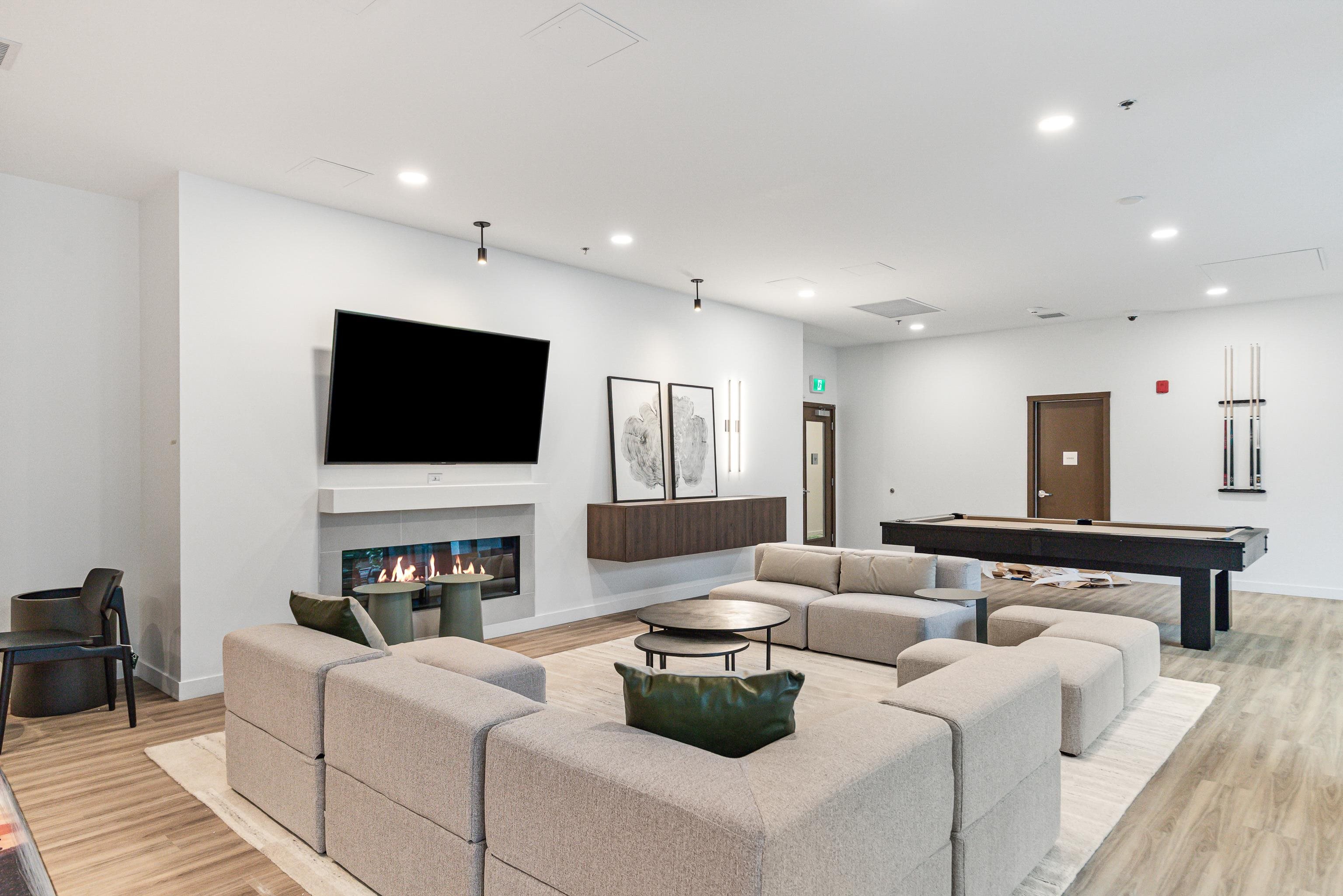 Listing image of 616 3596 MALSUM DRIVE