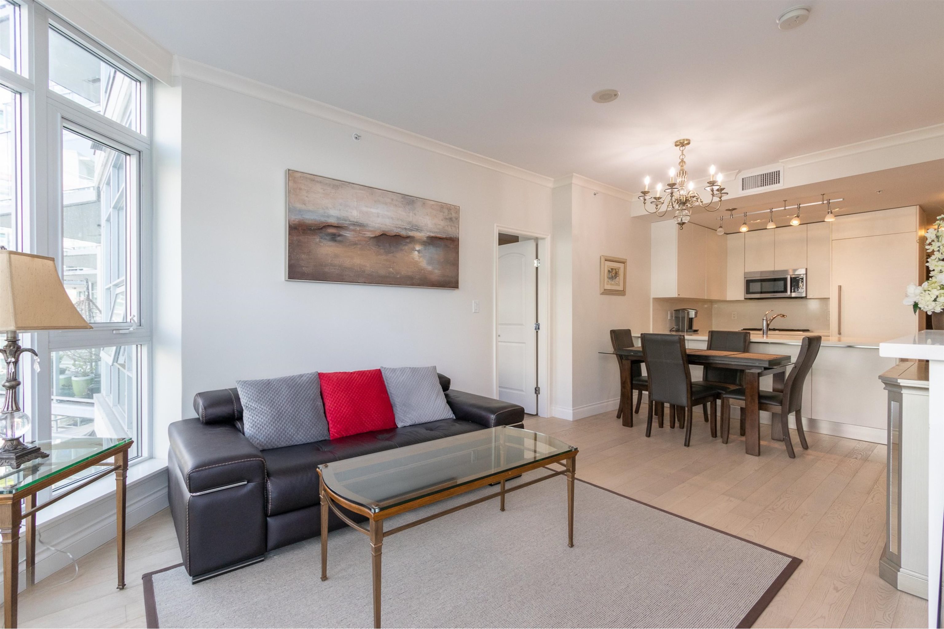 Listing image of 705 199 VICTORY SHIP WAY