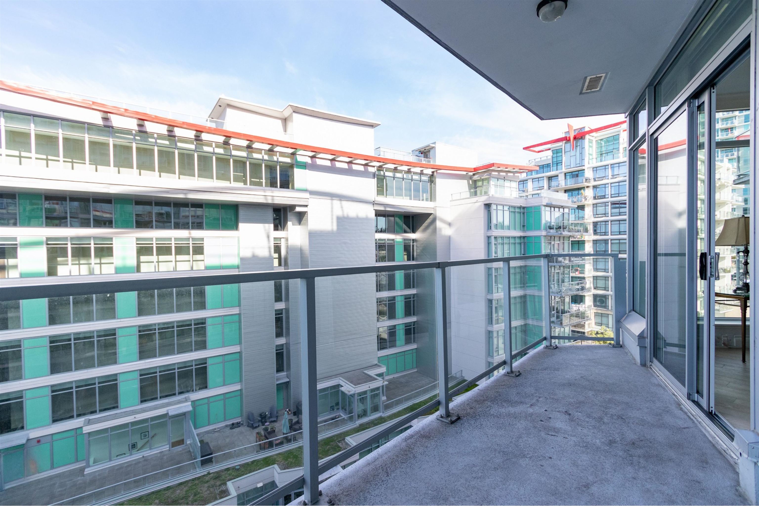 Listing image of 705 199 VICTORY SHIP WAY