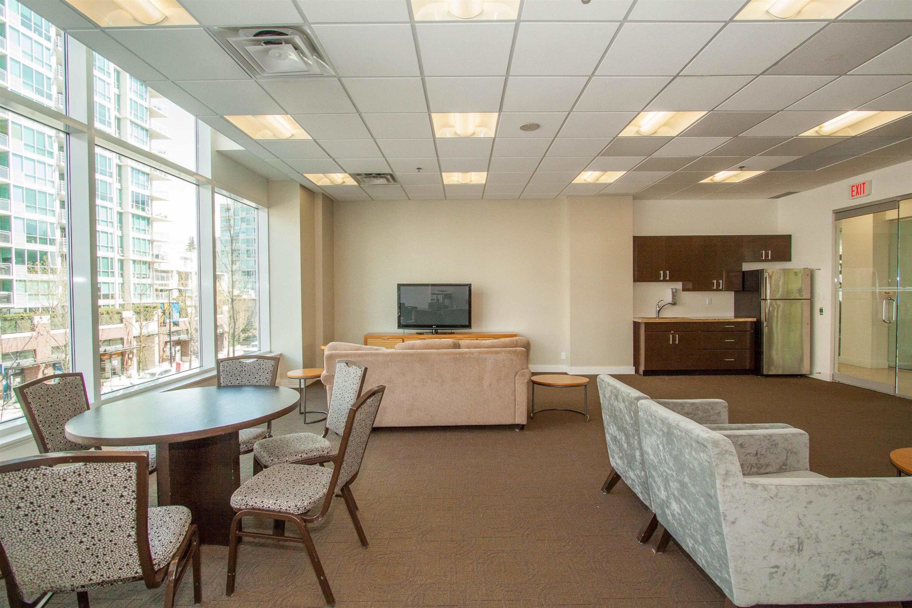 Listing image of 705 199 VICTORY SHIP WAY