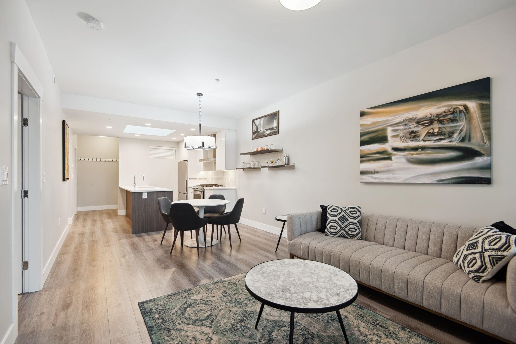 Listing image of 603 1496 CHARLOTTE ROAD