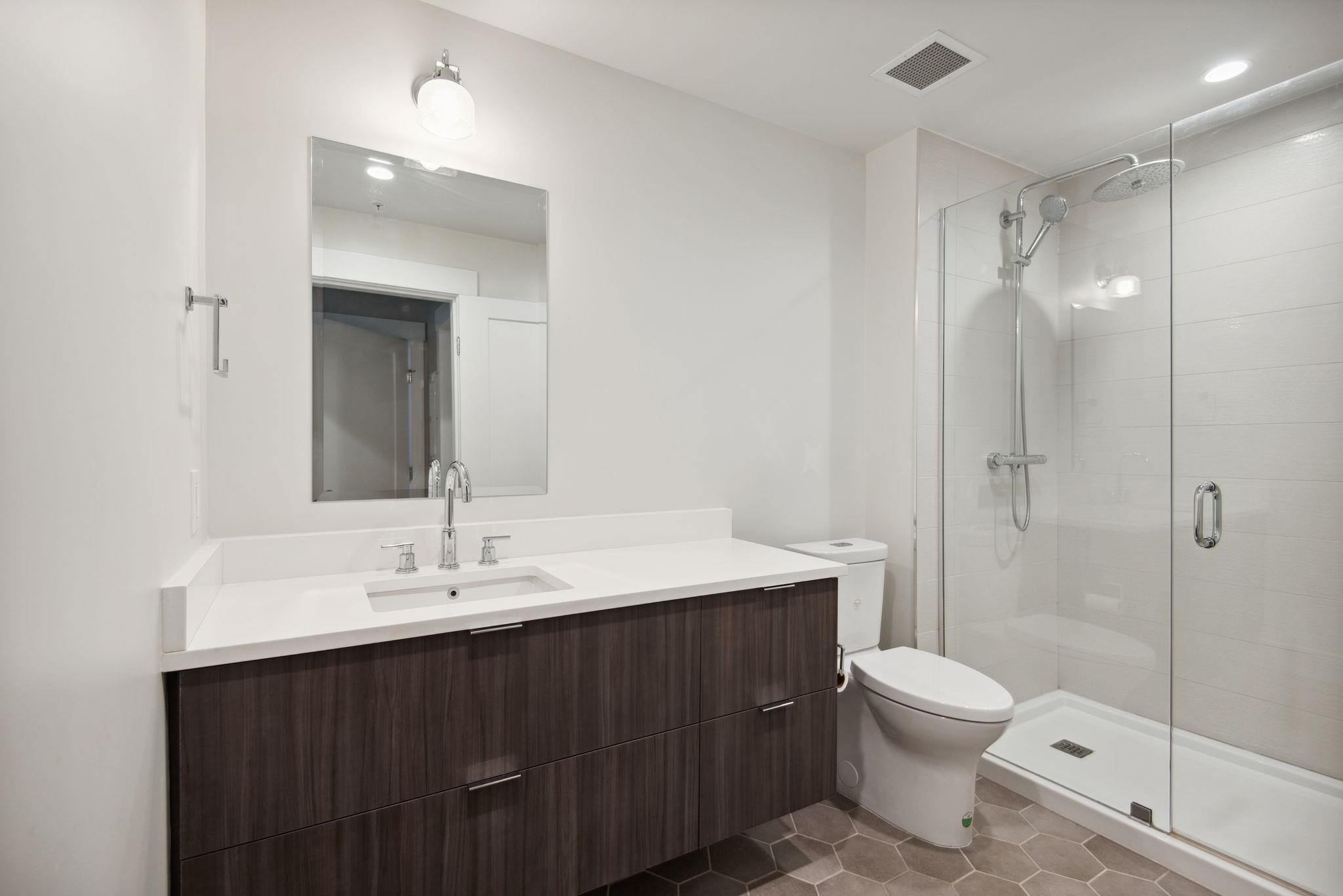 Listing image of 603 1496 CHARLOTTE ROAD