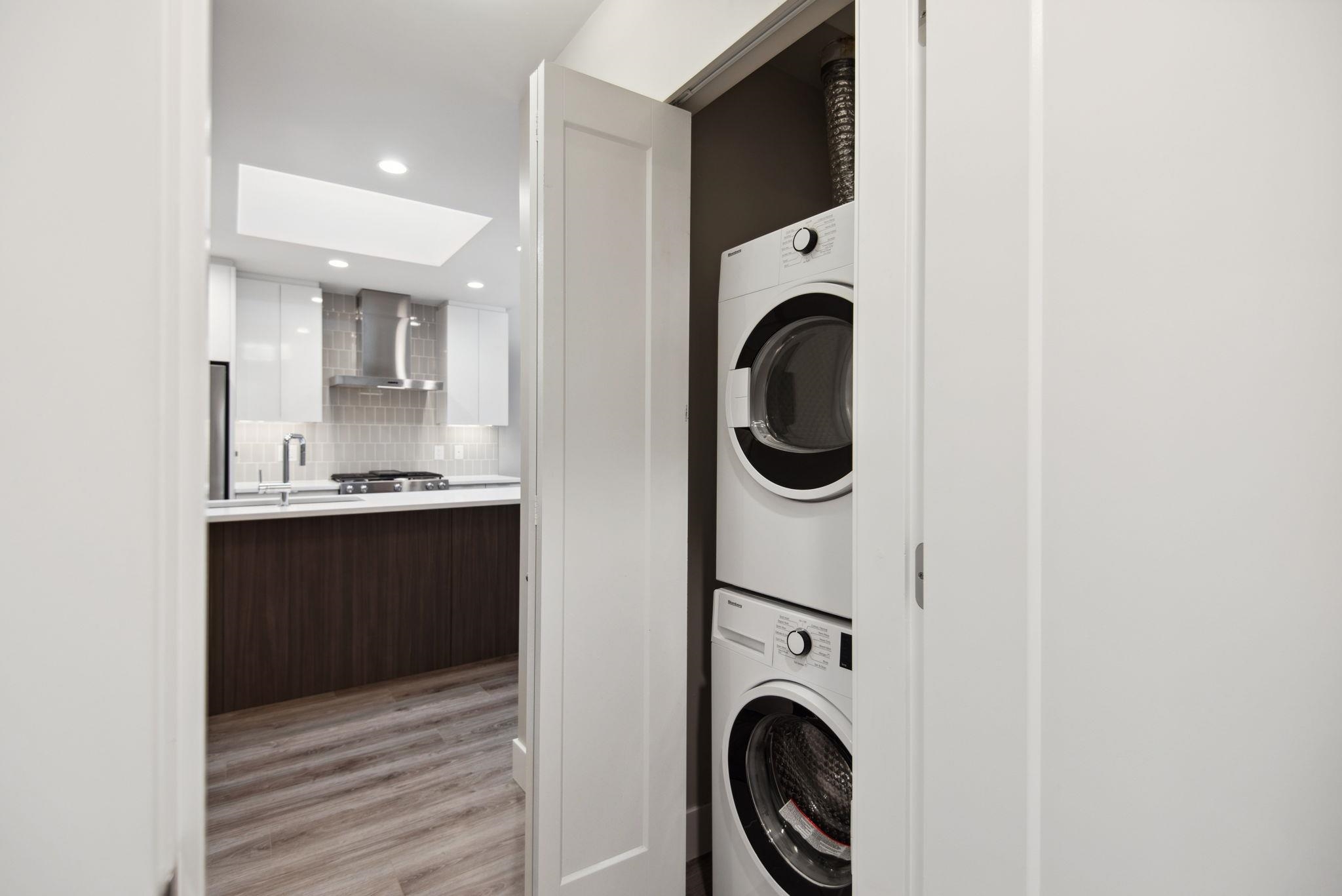 Listing image of 603 1496 CHARLOTTE ROAD