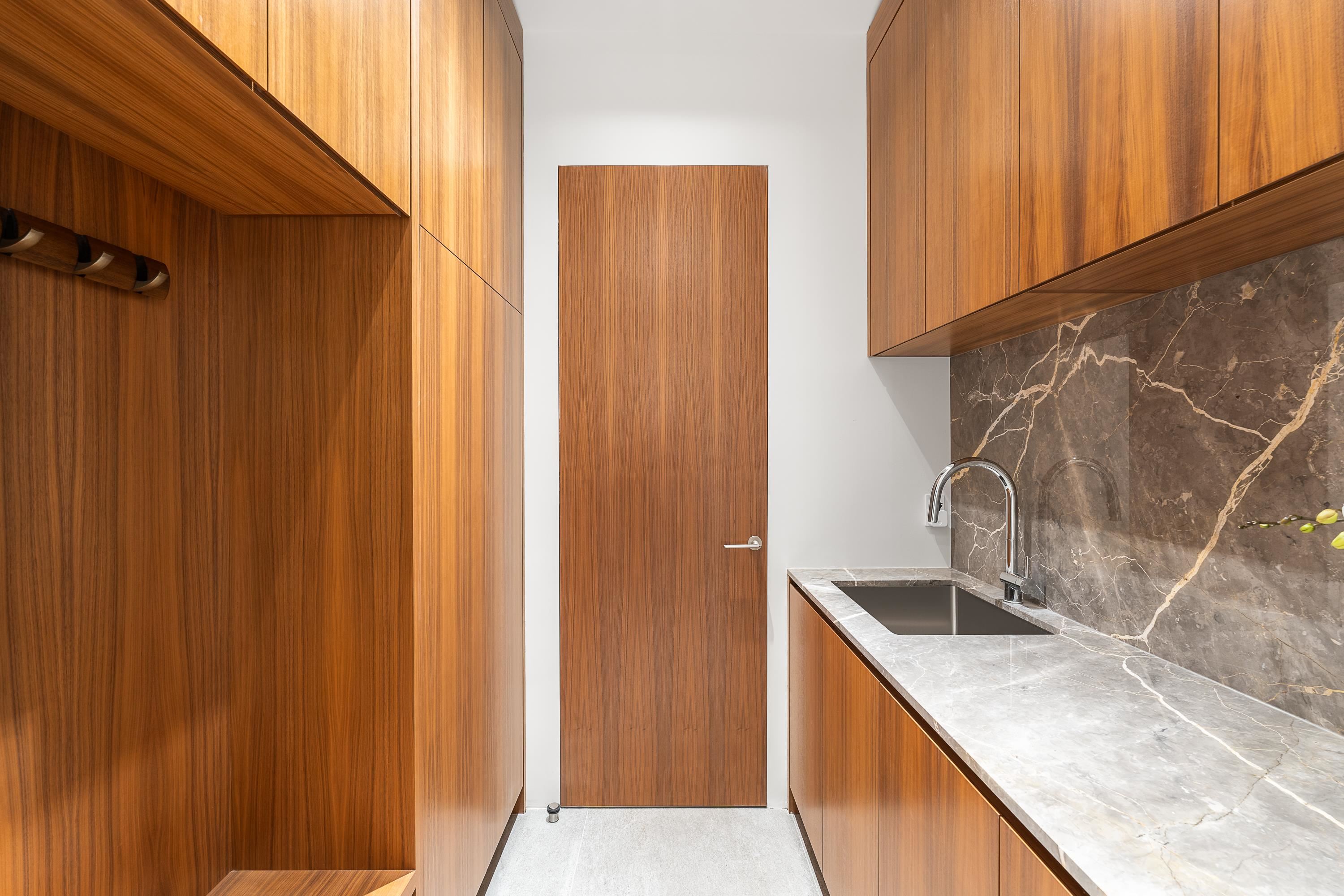 Listing image of 535 CRAIGMOHR DRIVE