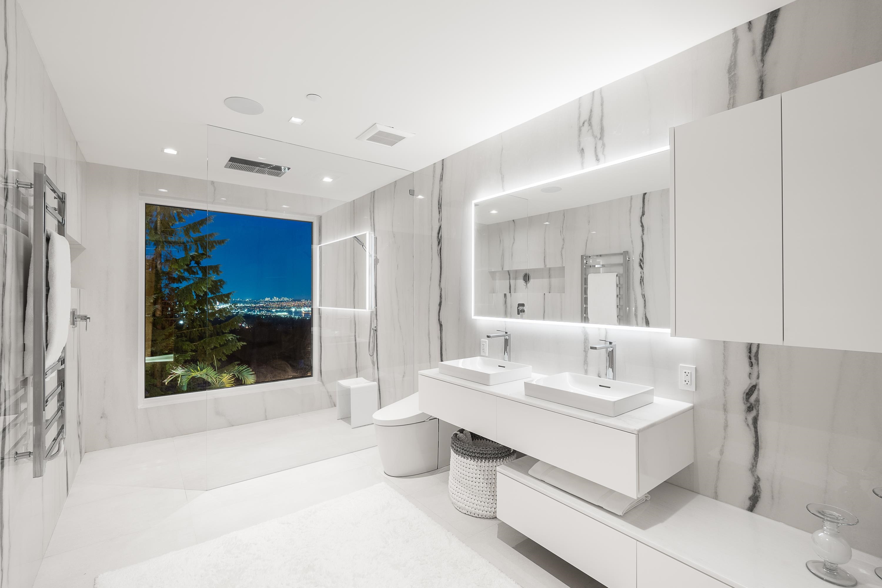 Listing image of 535 CRAIGMOHR DRIVE