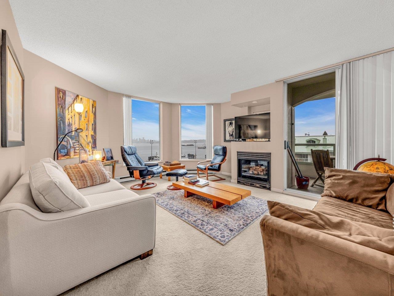 Listing image of 308 168 CHADWICK COURT
