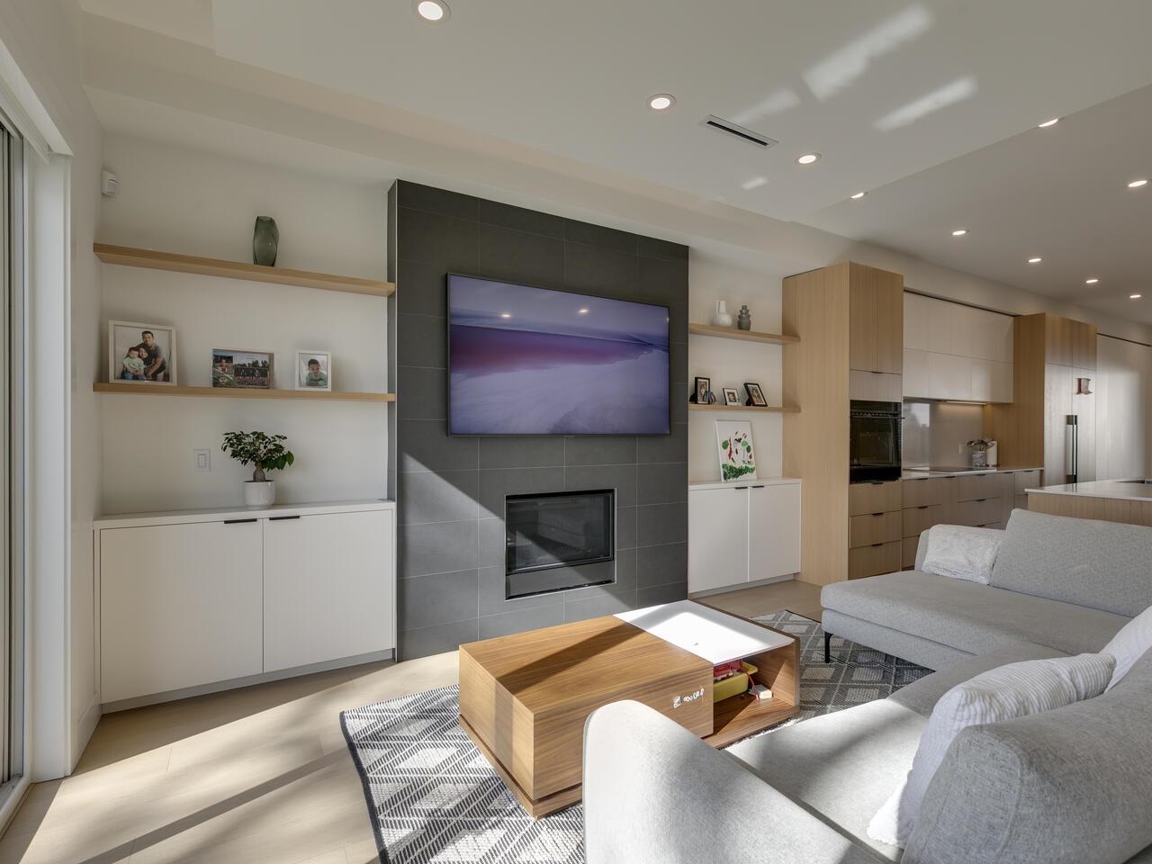 Listing image of 336 E 5TH STREET