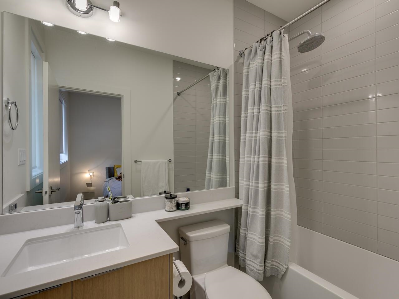 Listing image of 336 E 5TH STREET