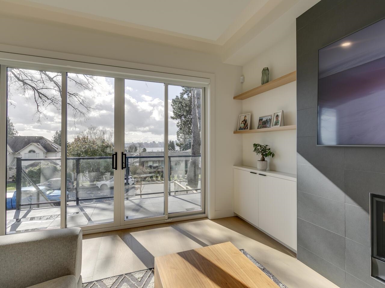 Listing image of 336 E 5TH STREET