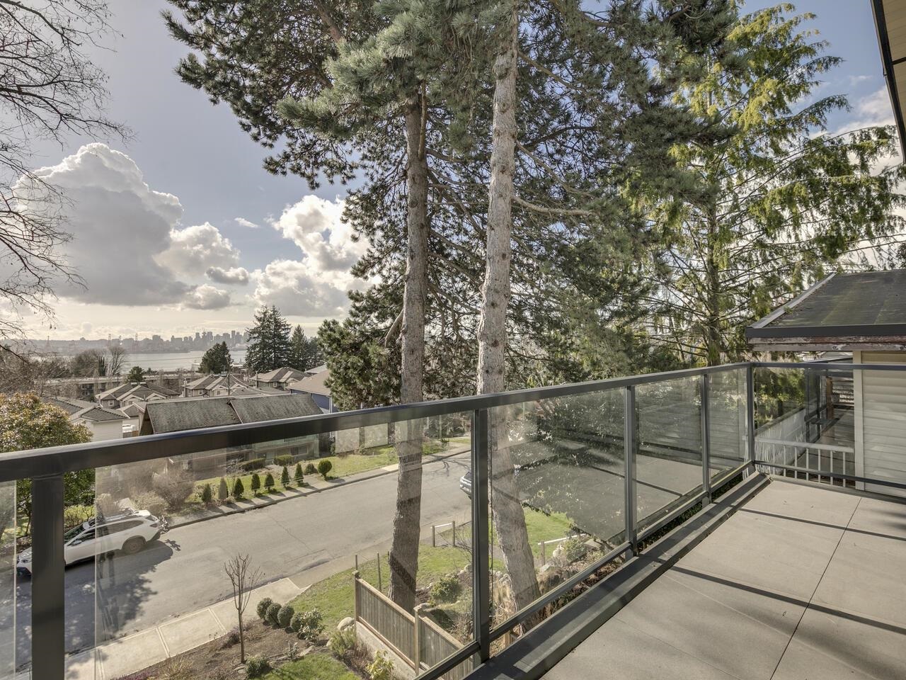 Listing image of 336 E 5TH STREET