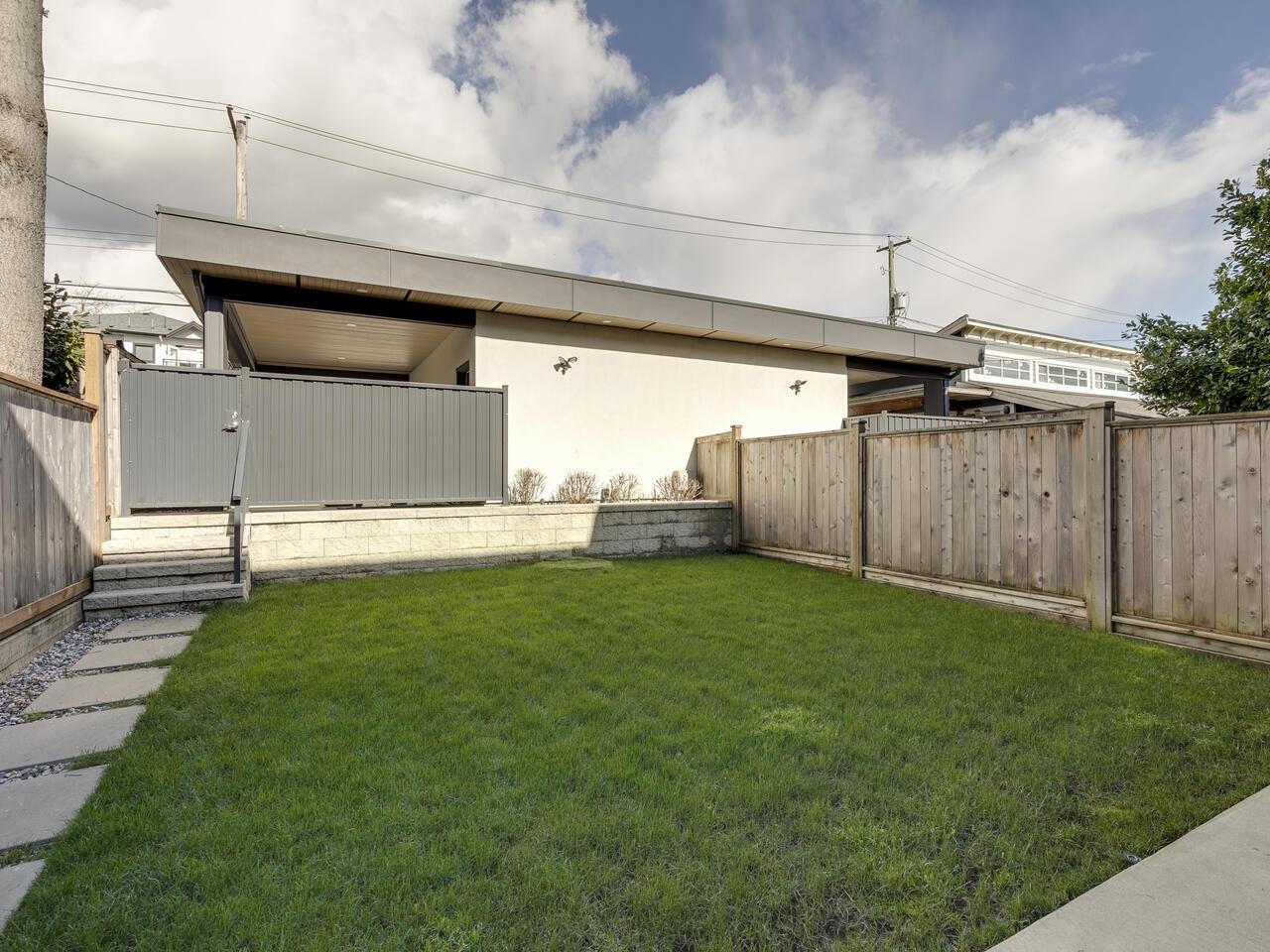 Listing image of 336 E 5TH STREET