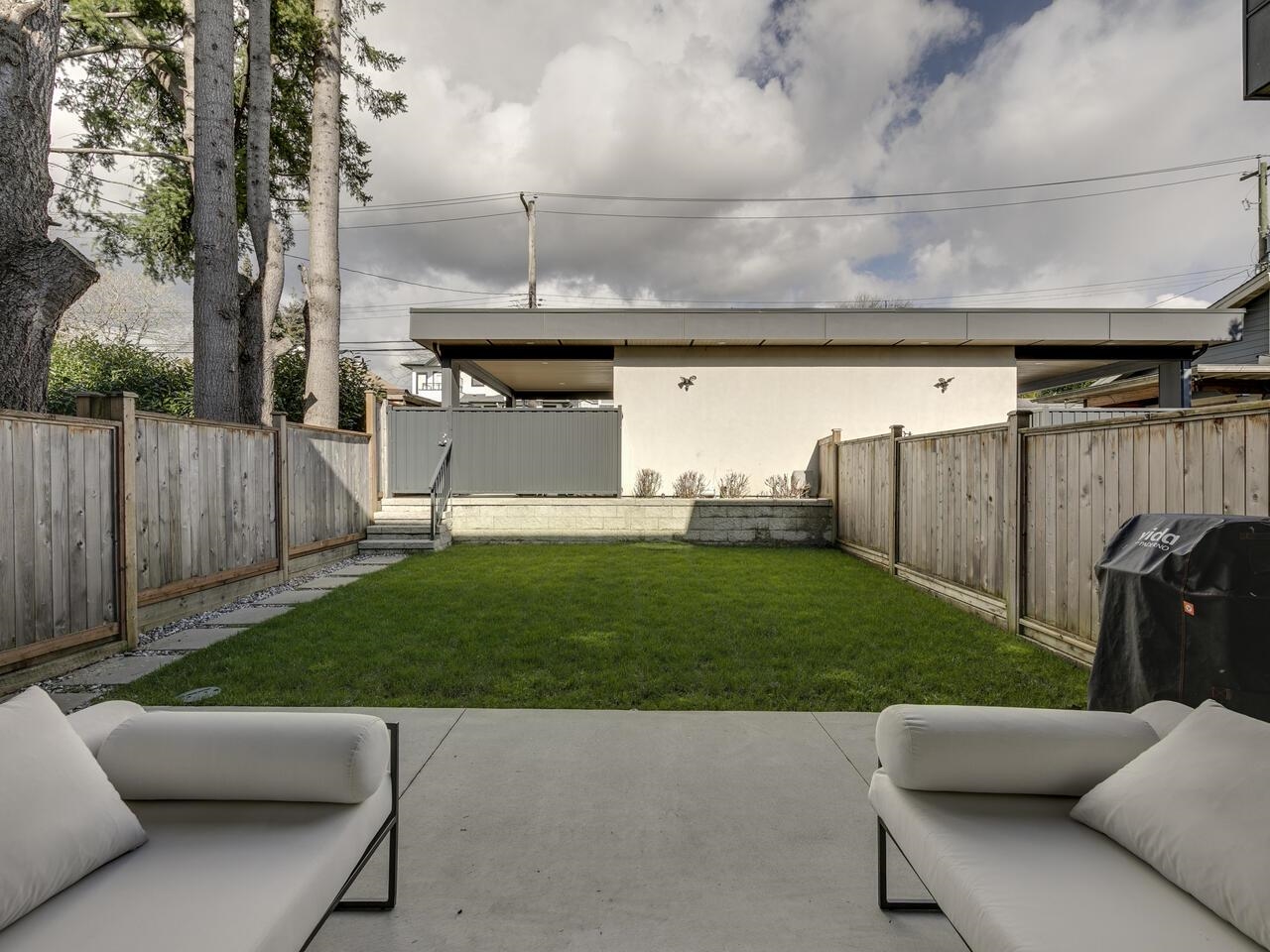 Listing image of 336 E 5TH STREET
