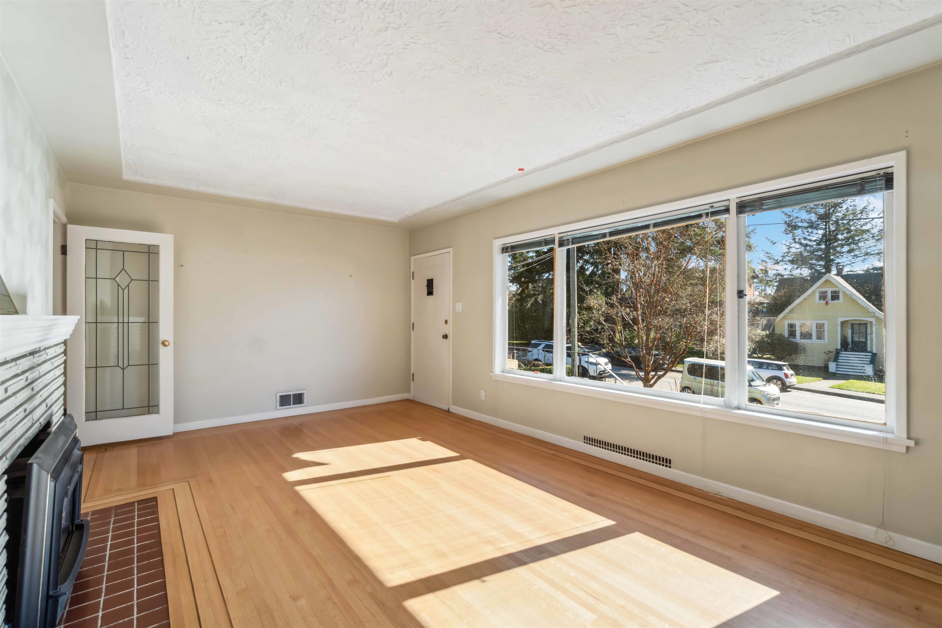 Listing image of 508 E 12TH STREET