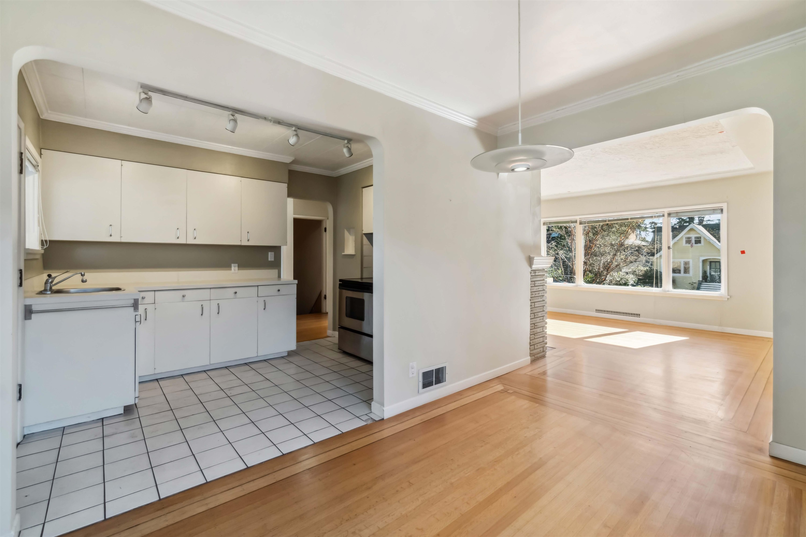 Listing image of 508 E 12TH STREET