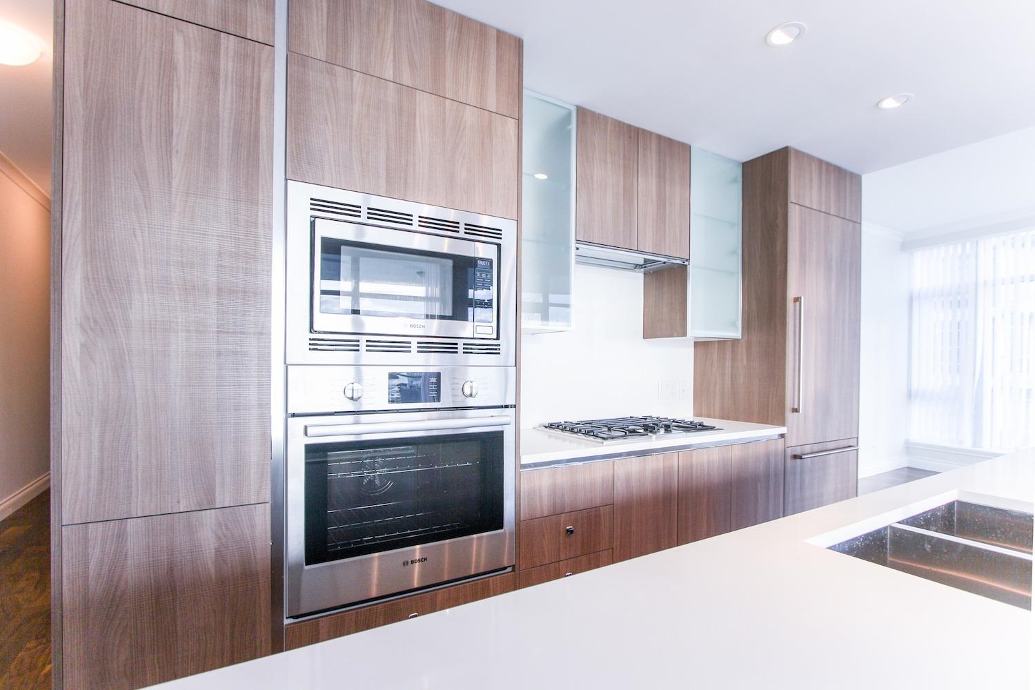 Listing image of 701 185 VICTORY SHIP WAY