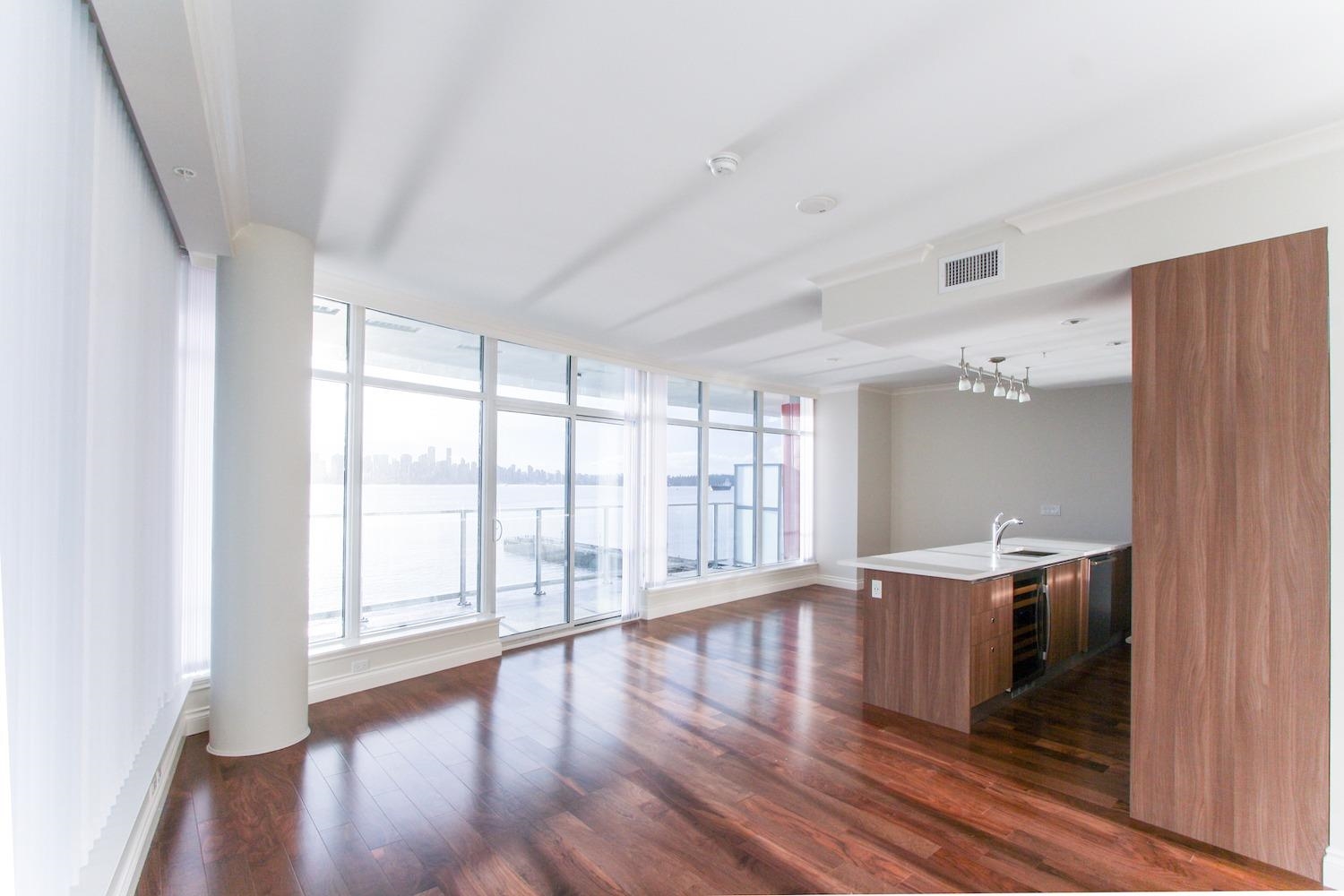 Listing image of 701 185 VICTORY SHIP WAY