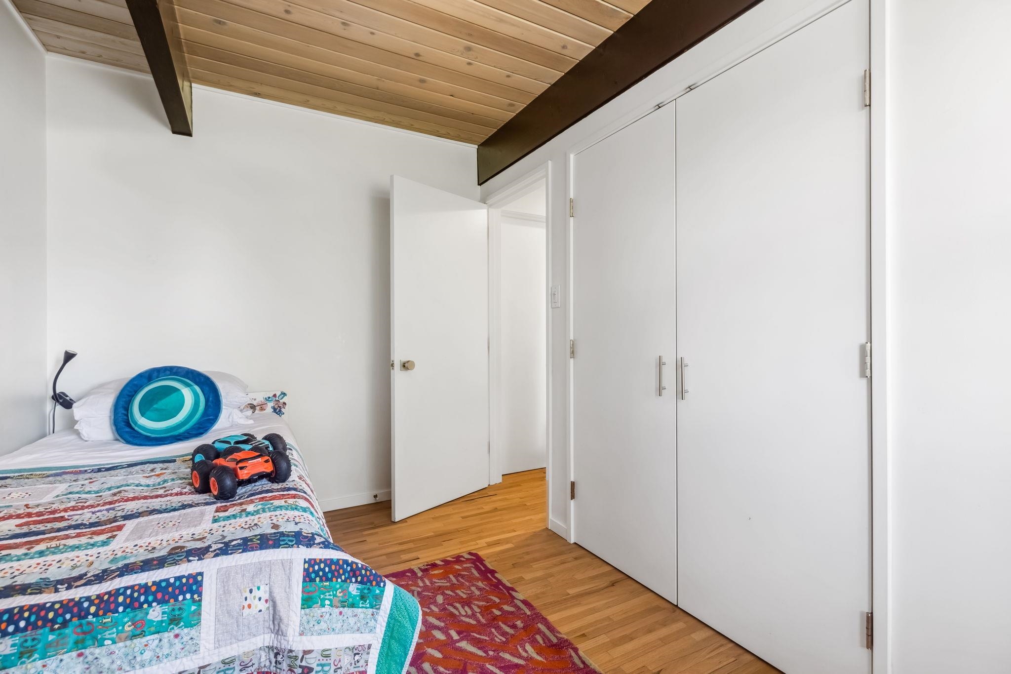 Listing image of 5414 GREENTREE ROAD