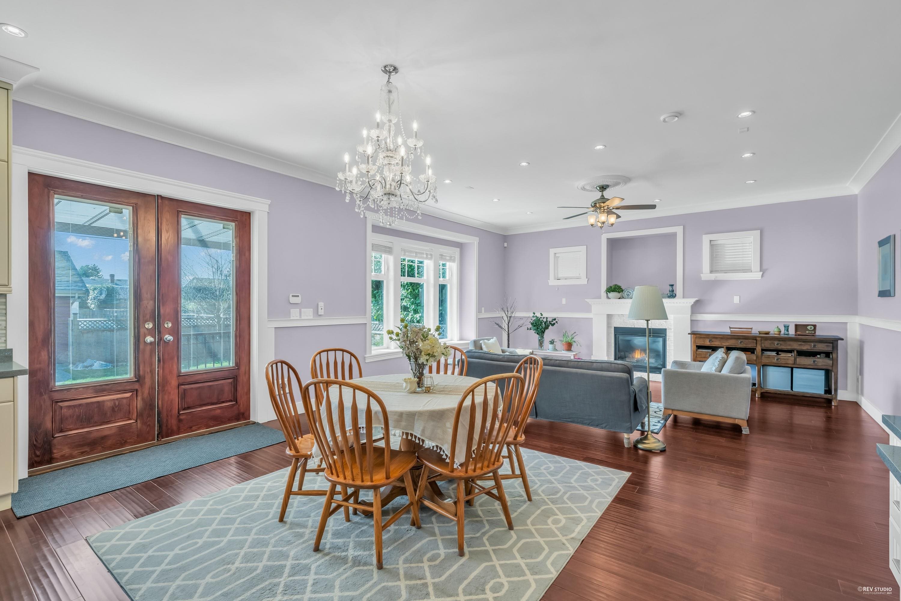 Listing image of 337 E 17TH STREET