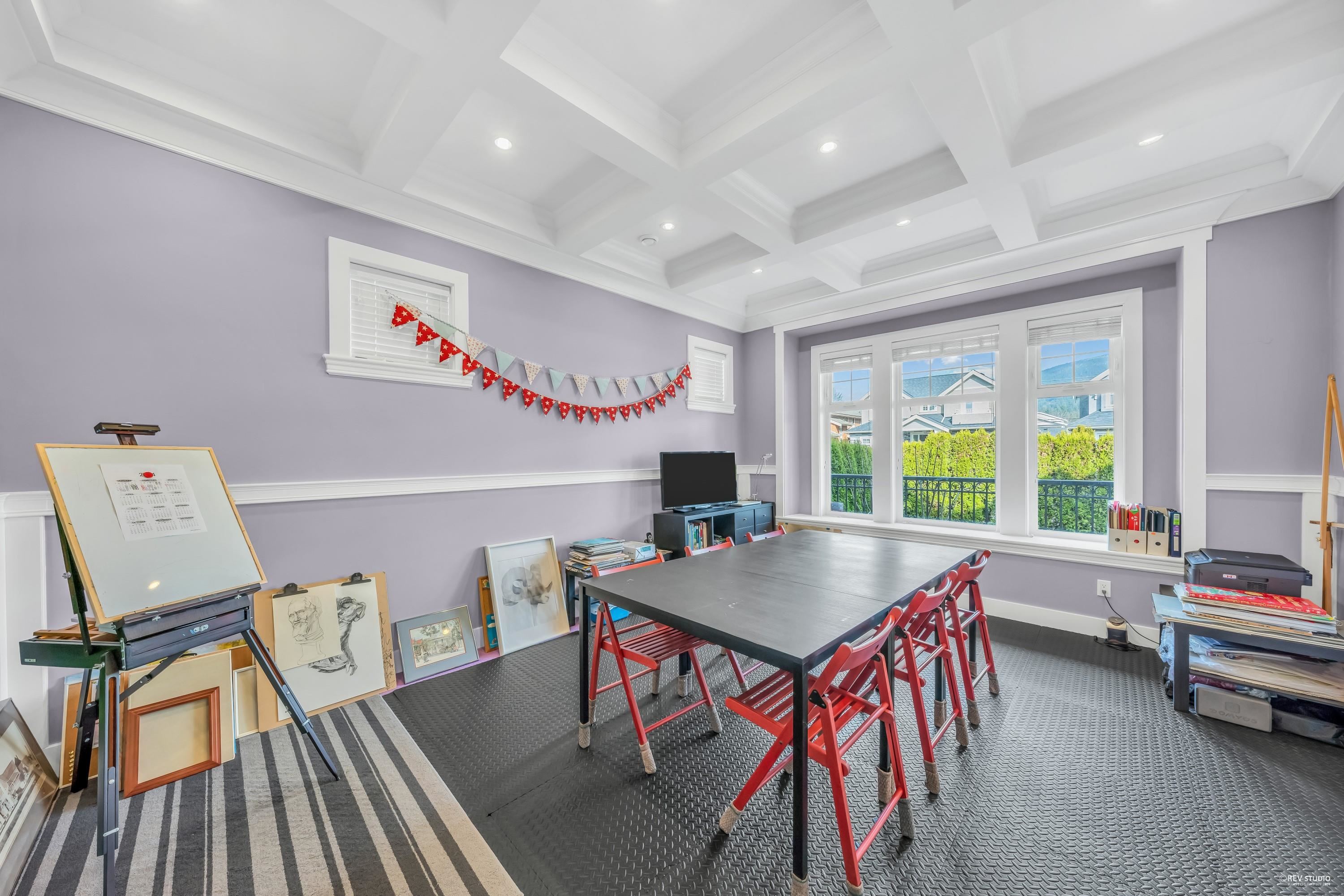 Listing image of 337 E 17TH STREET