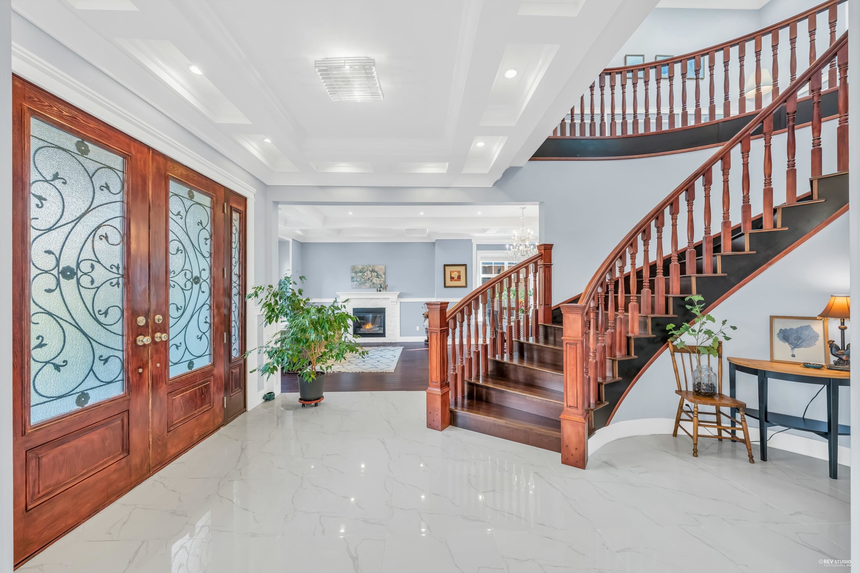 Listing image of 337 E 17TH STREET