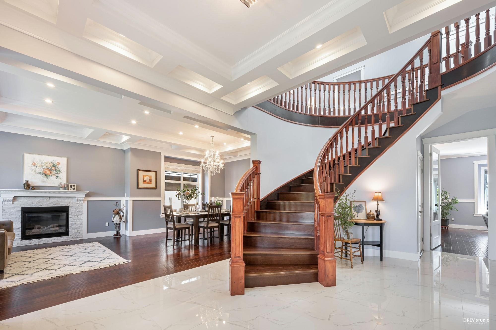 Listing image of 337 E 17TH STREET