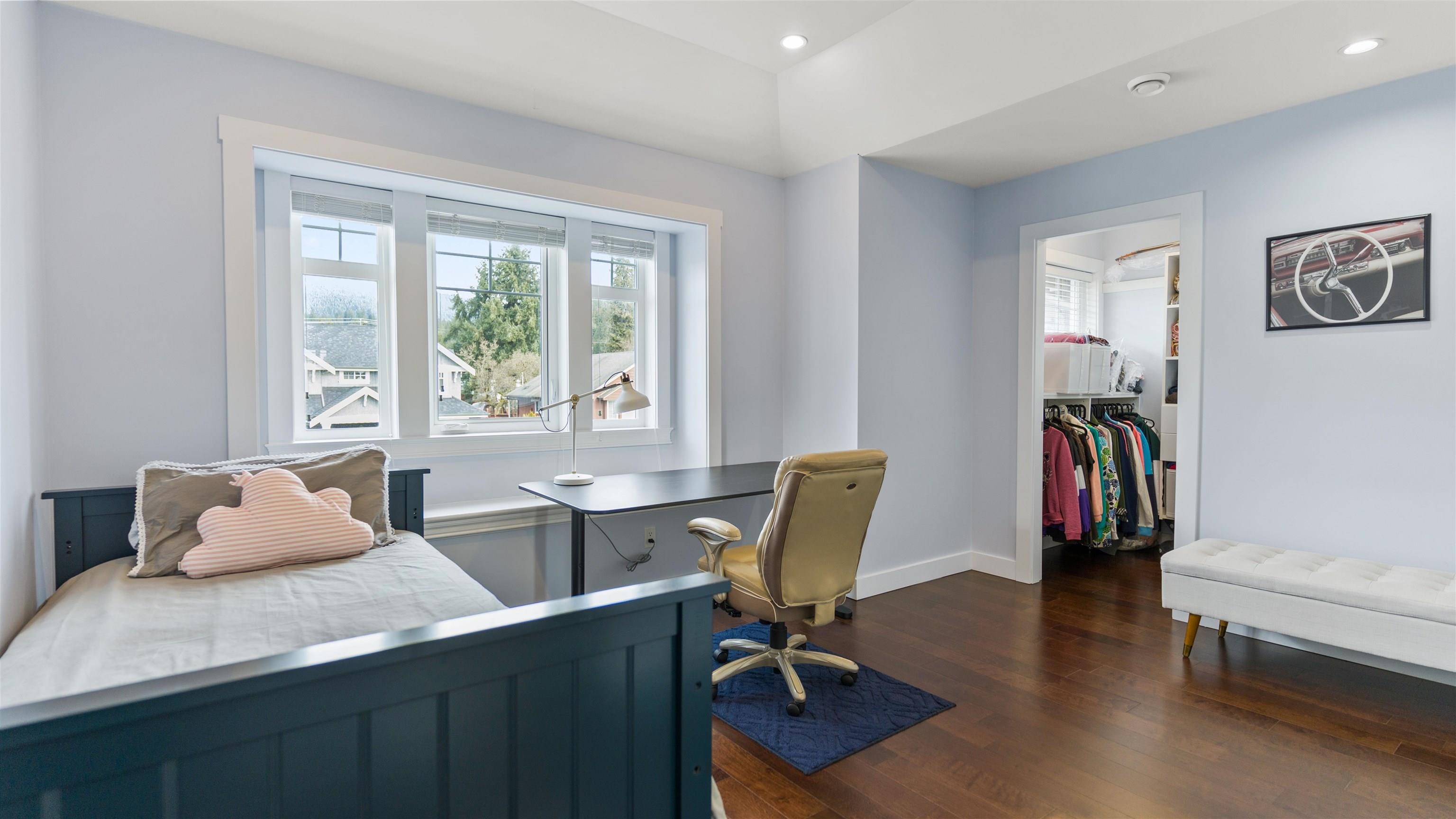 Listing image of 337 E 17TH STREET