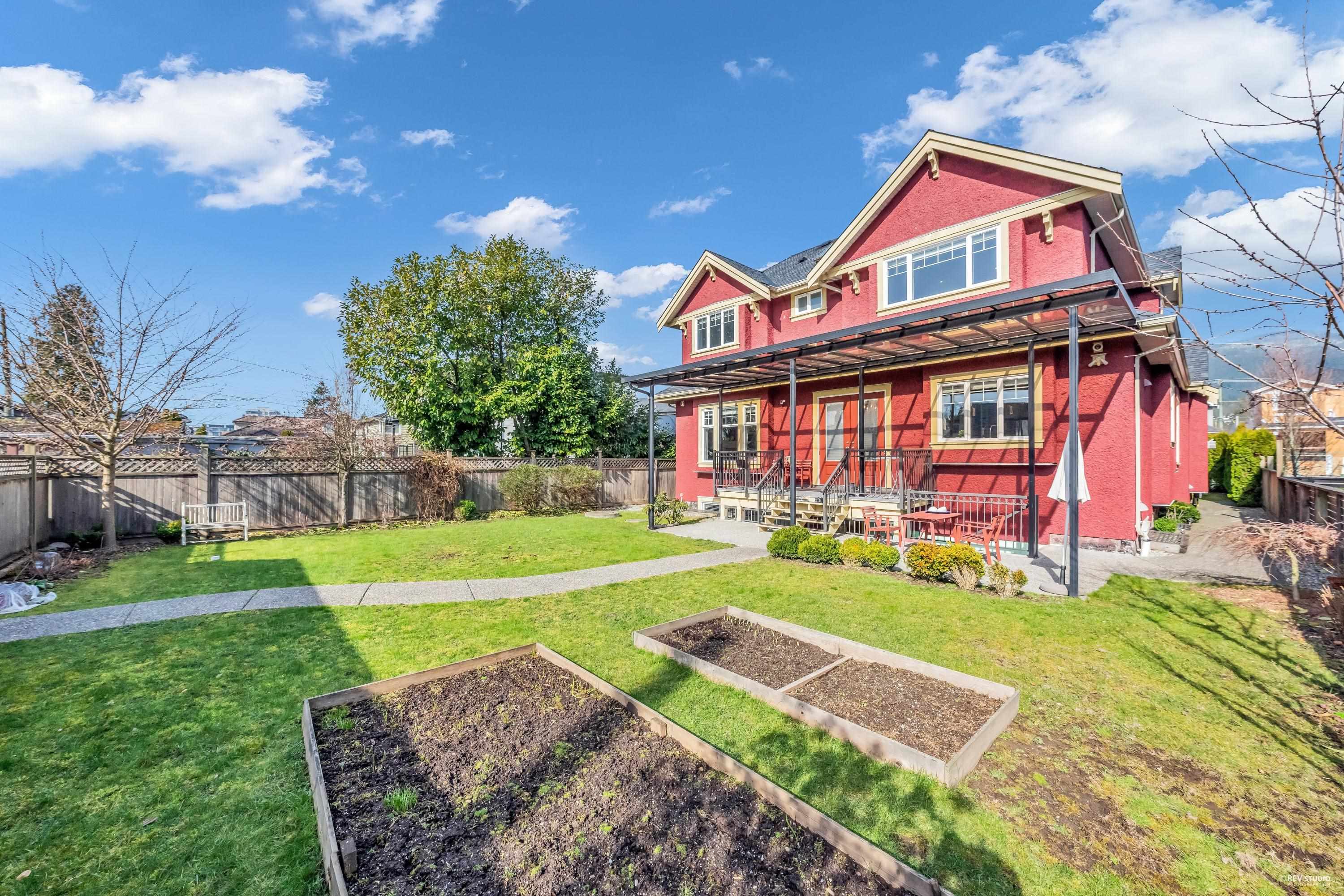 Listing image of 337 E 17TH STREET