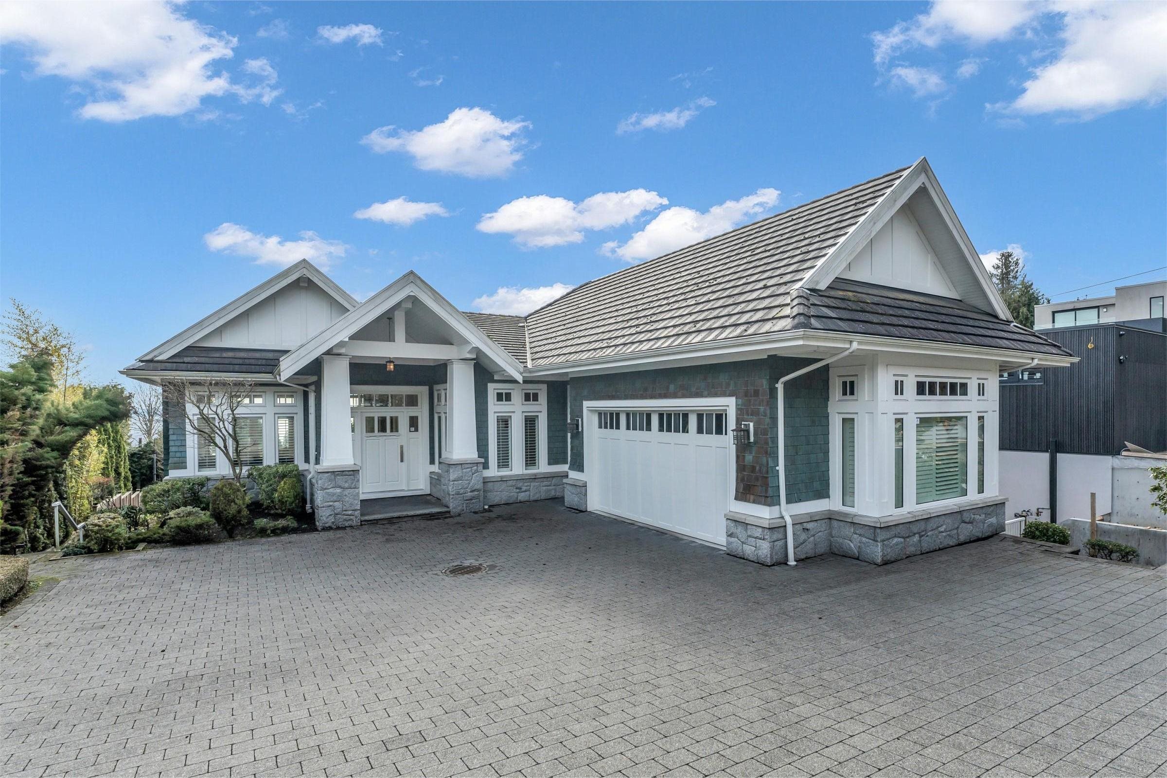 Listing image of 2478 OTTAWA AVENUE
