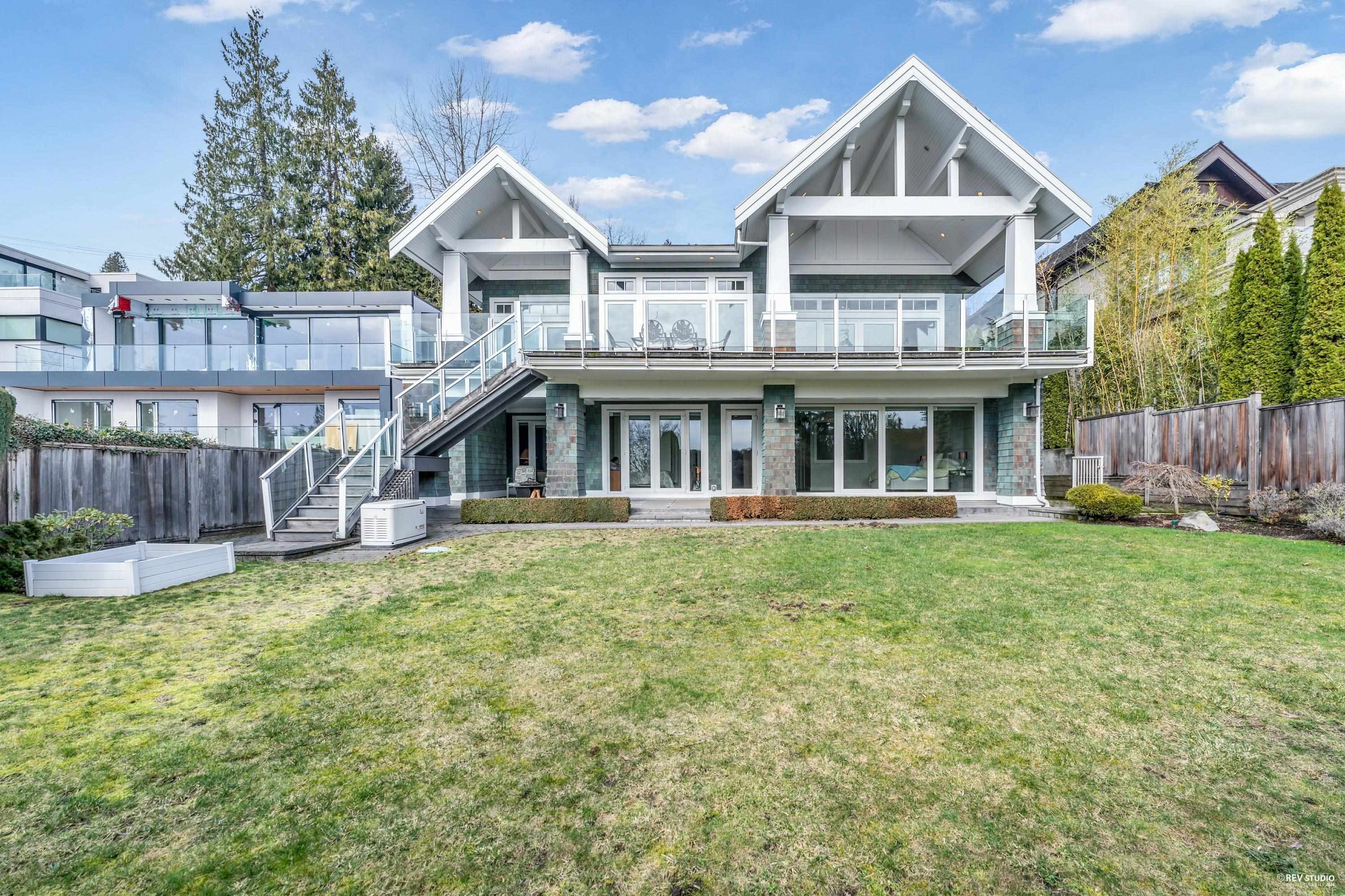 Listing image of 2478 OTTAWA AVENUE