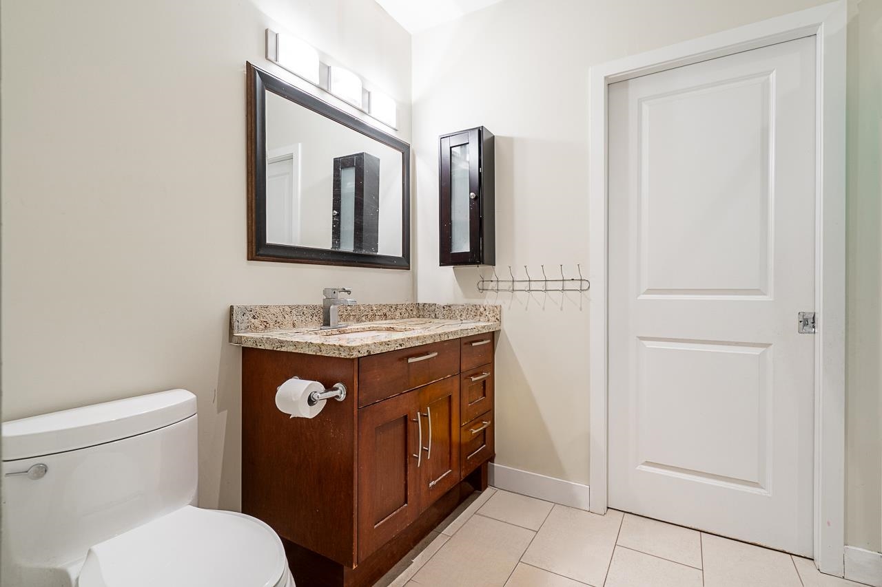 Listing image of 107 116 W 23RD STREET