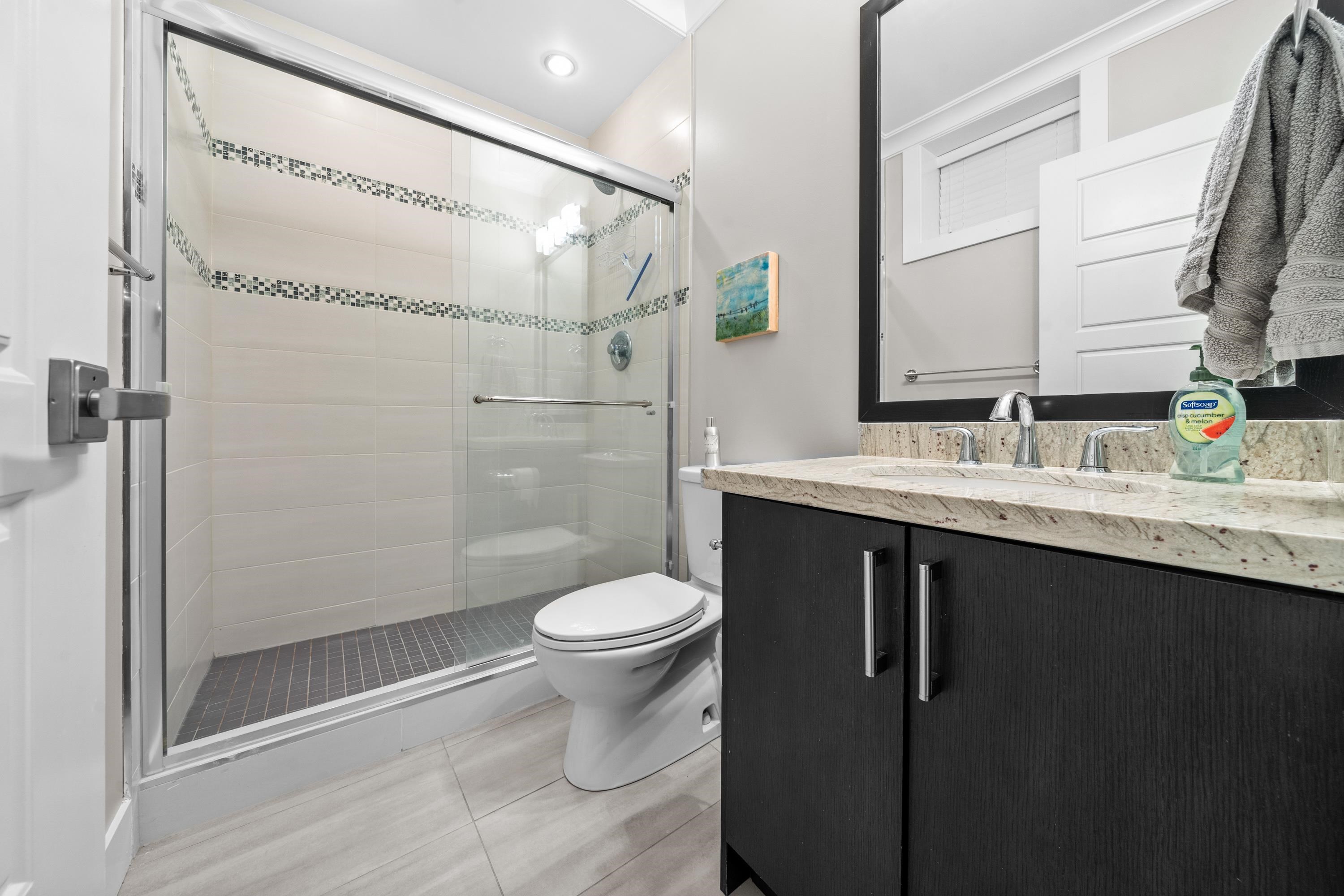 Listing image of 415 W 16TH STREET