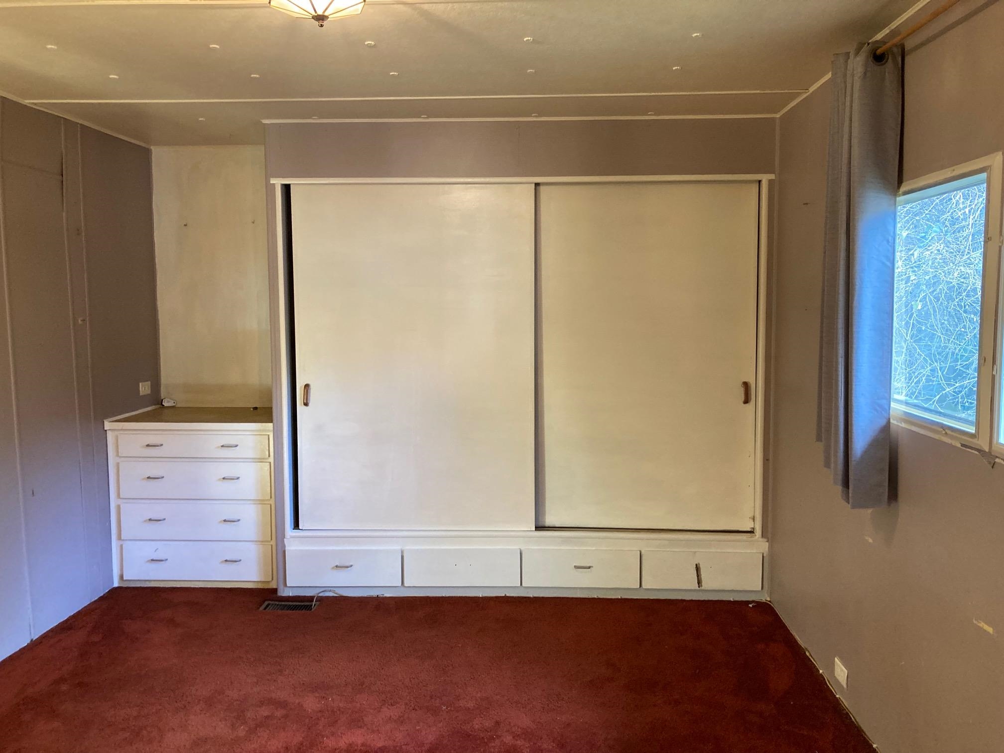 Listing image of 227 TOMAHAWK AVENUE