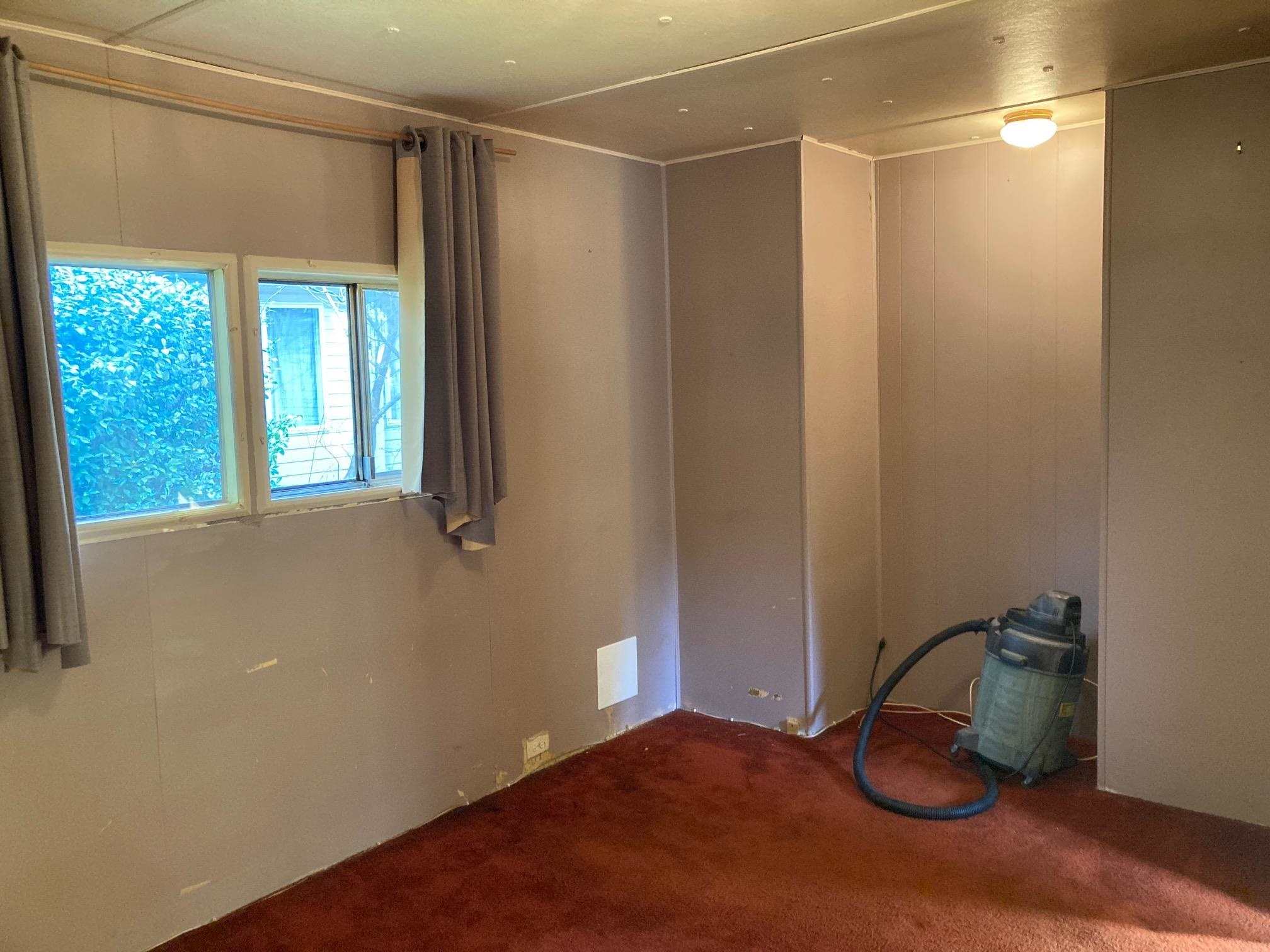 Listing image of 227 TOMAHAWK AVENUE