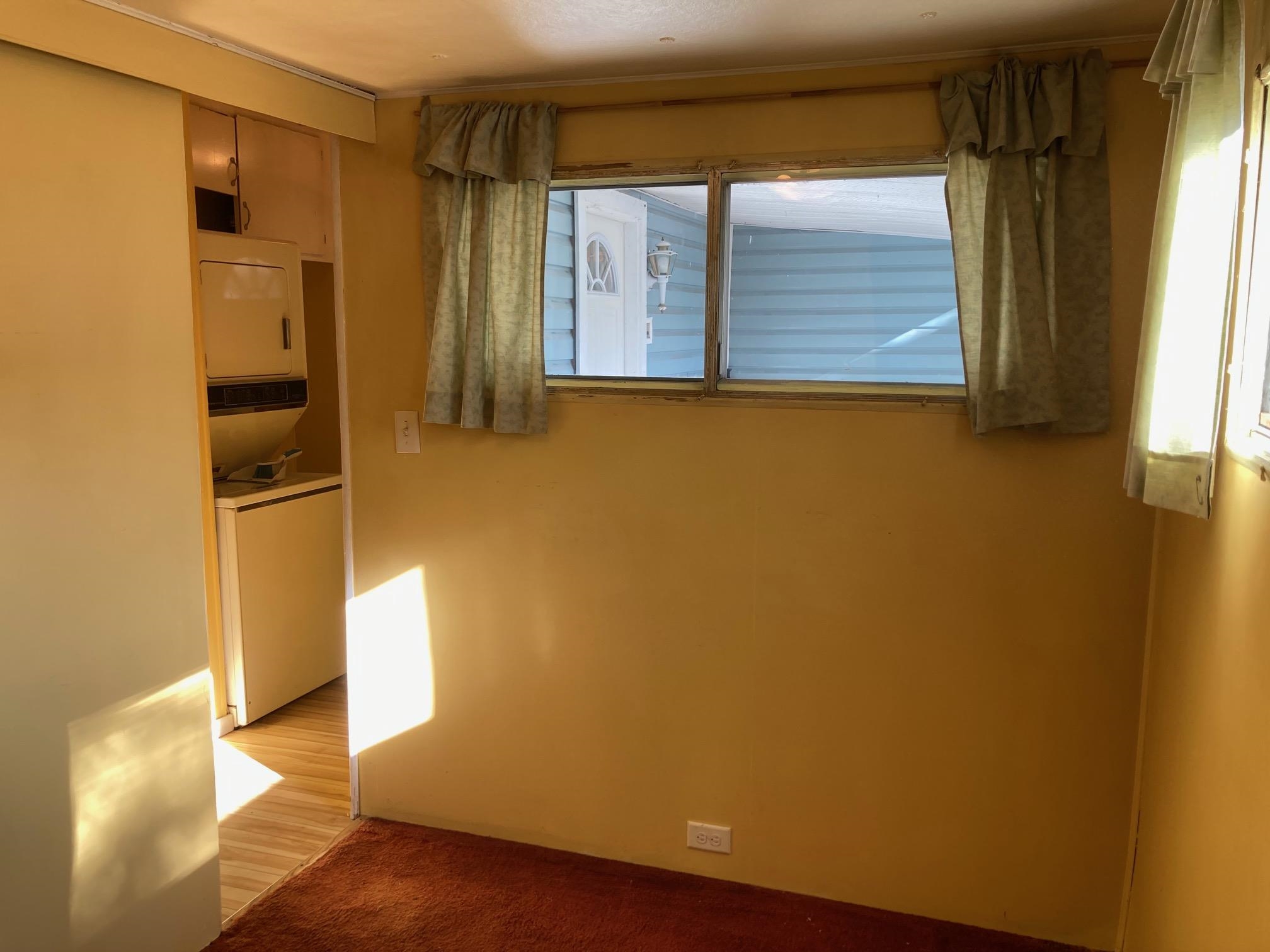 Listing image of 227 TOMAHAWK AVENUE