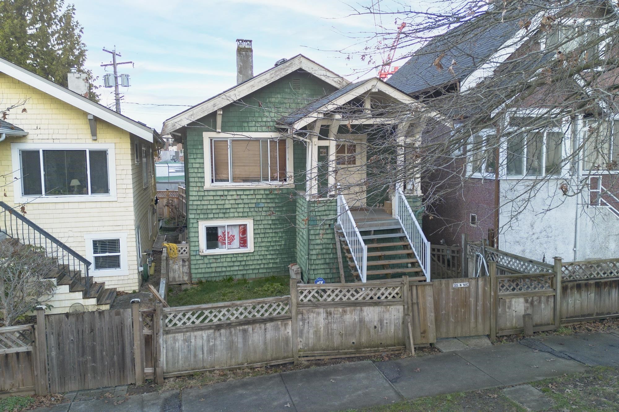 Listing image of 1227 E 22ND AVENUE